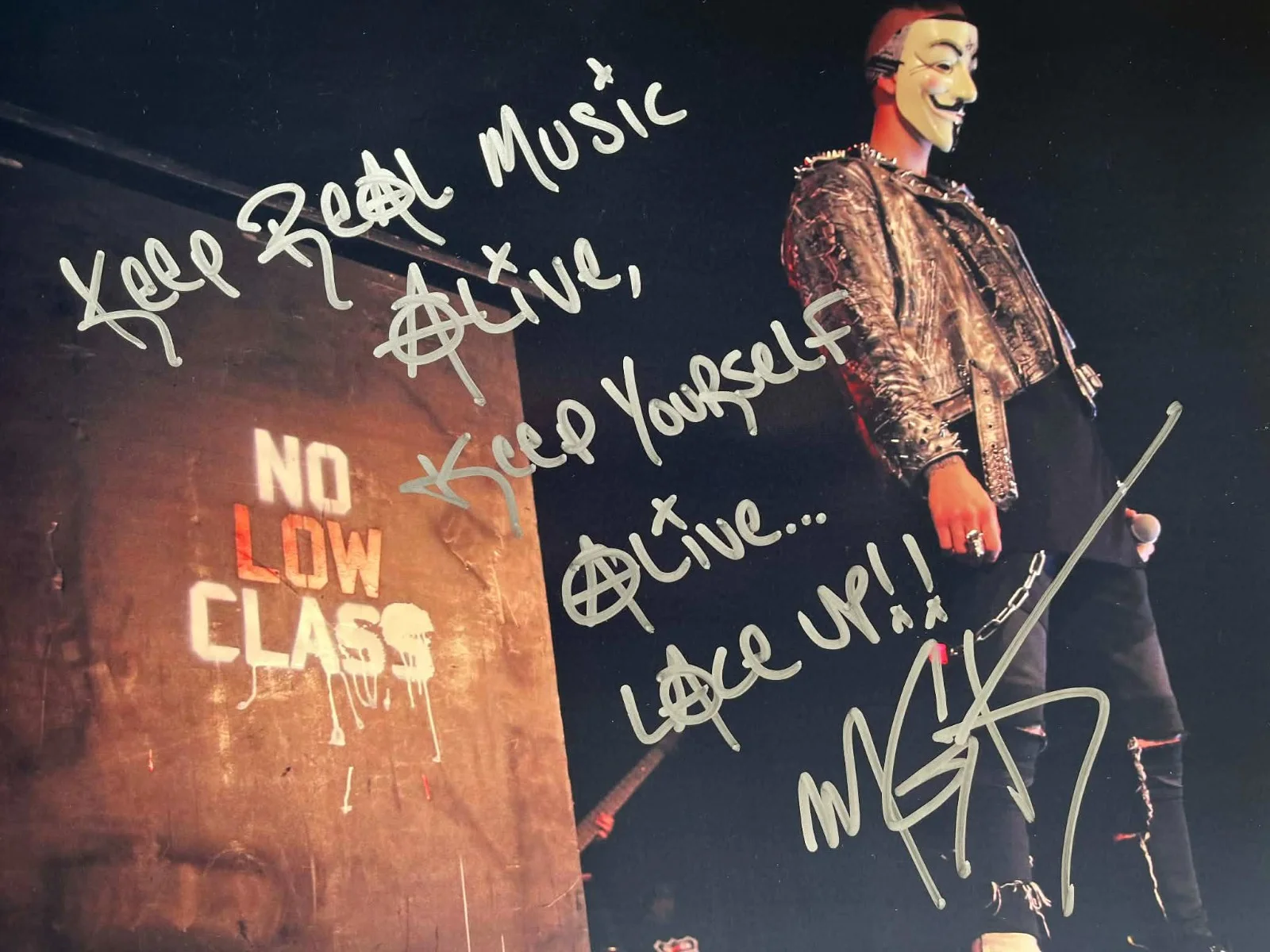 MGK SIGNED 11X14 PHOTO BIG INSCRIPTION AUTOGRAPH MACHINE GUN KELLY RARE, изображение 2