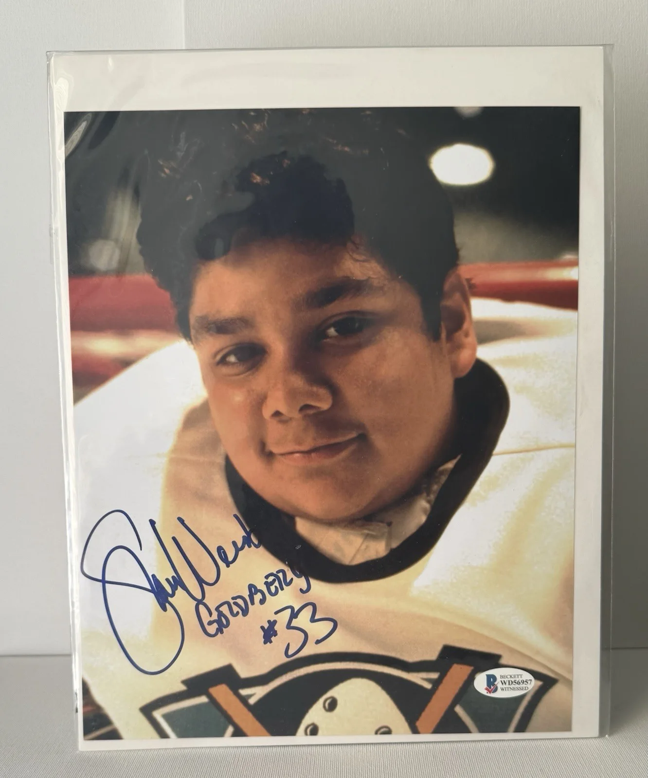 Shaun Weiss — Shaun Weiss Signed 8x10 Photo Mighty Ducks Goldberg Auto Beckett