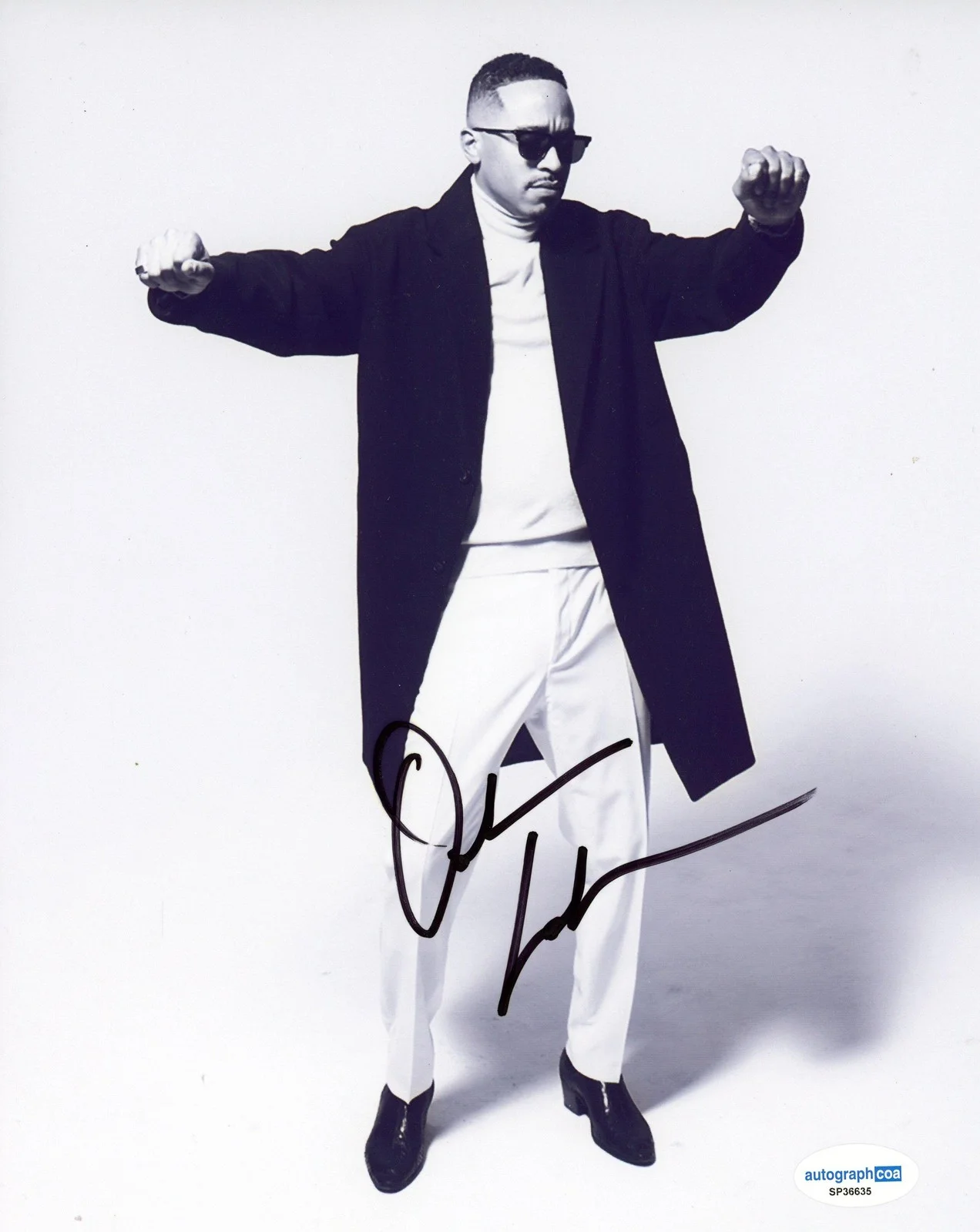 October London — October London "The Rebirth of Marvin" Singer AUTOGRAPH Signed 8x10 Photo B ACOA, изображение 2