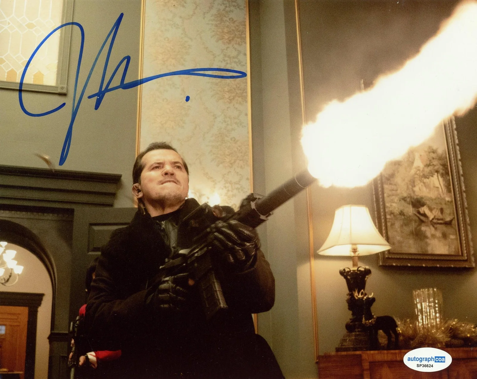 John Leguizamo — John Leguizamo "Violent Night" AUTOGRAPH Signed 'Scrooge' 8x10 Photo ACOA, изображение 2