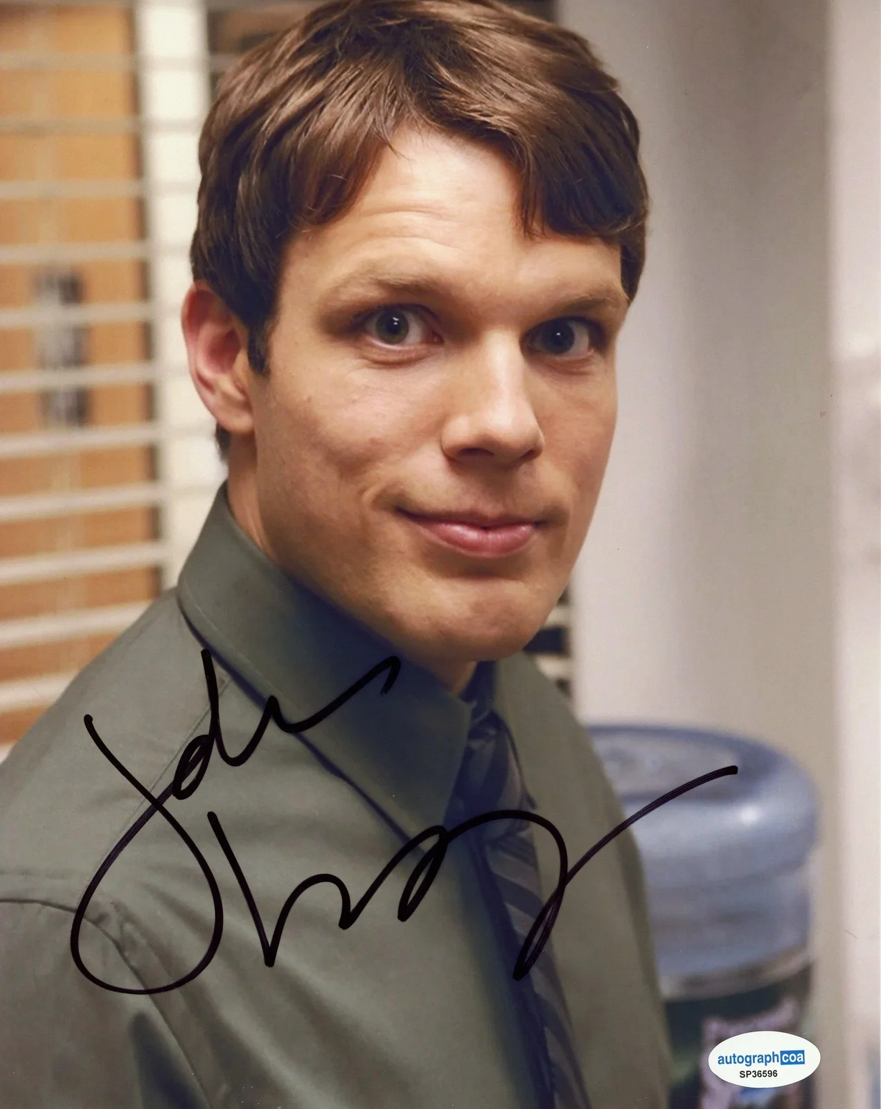 Jake Lacy — Jake Lacy "The Office" AUTOGRAPH Signed 'Pete Miller' 8x10 Photo D ACOA, изображение 2