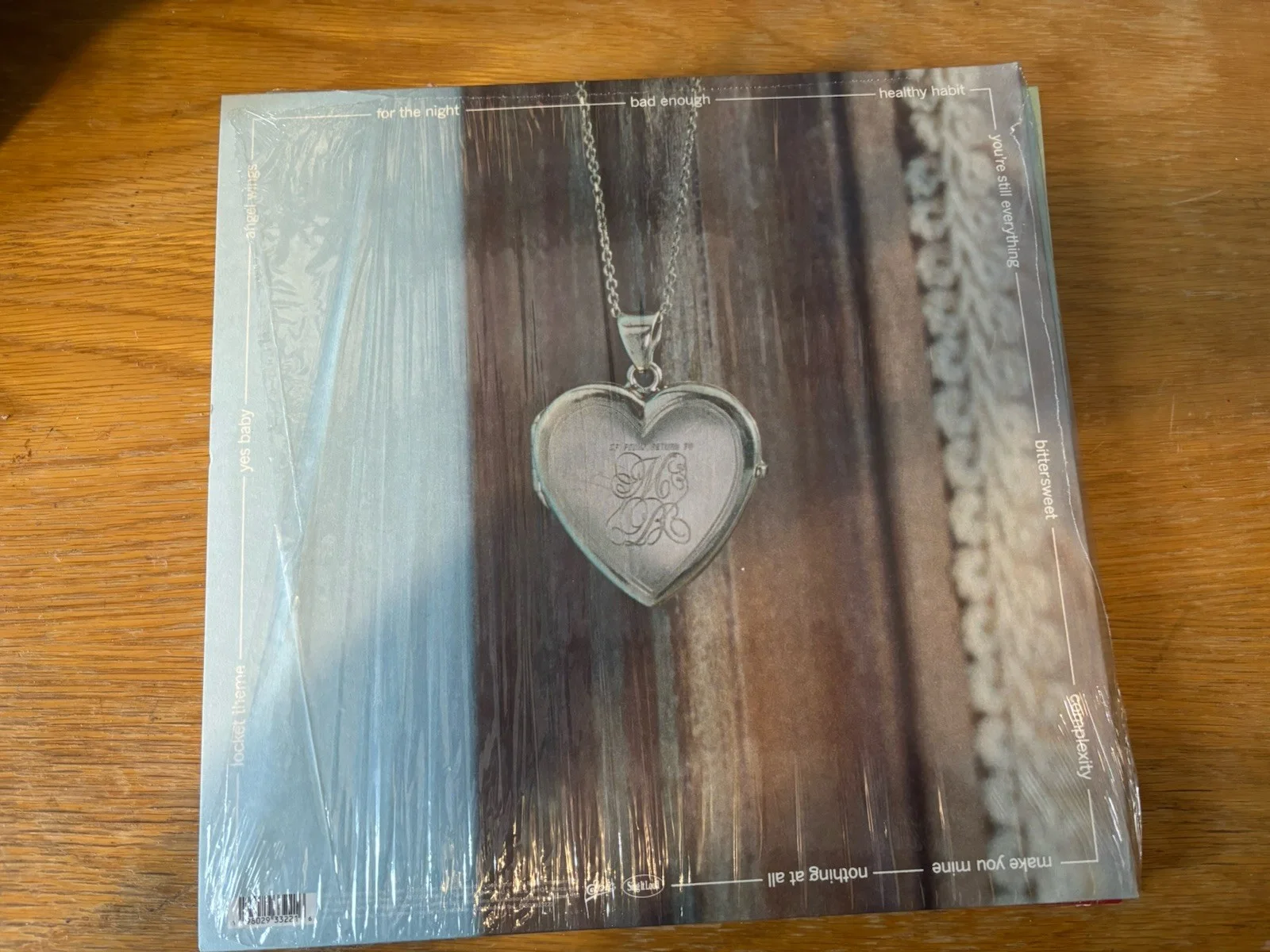 MADISON BEER LOCKET AUTOGRAPHED VINYL LP SIGNED JACKET New, image 3
