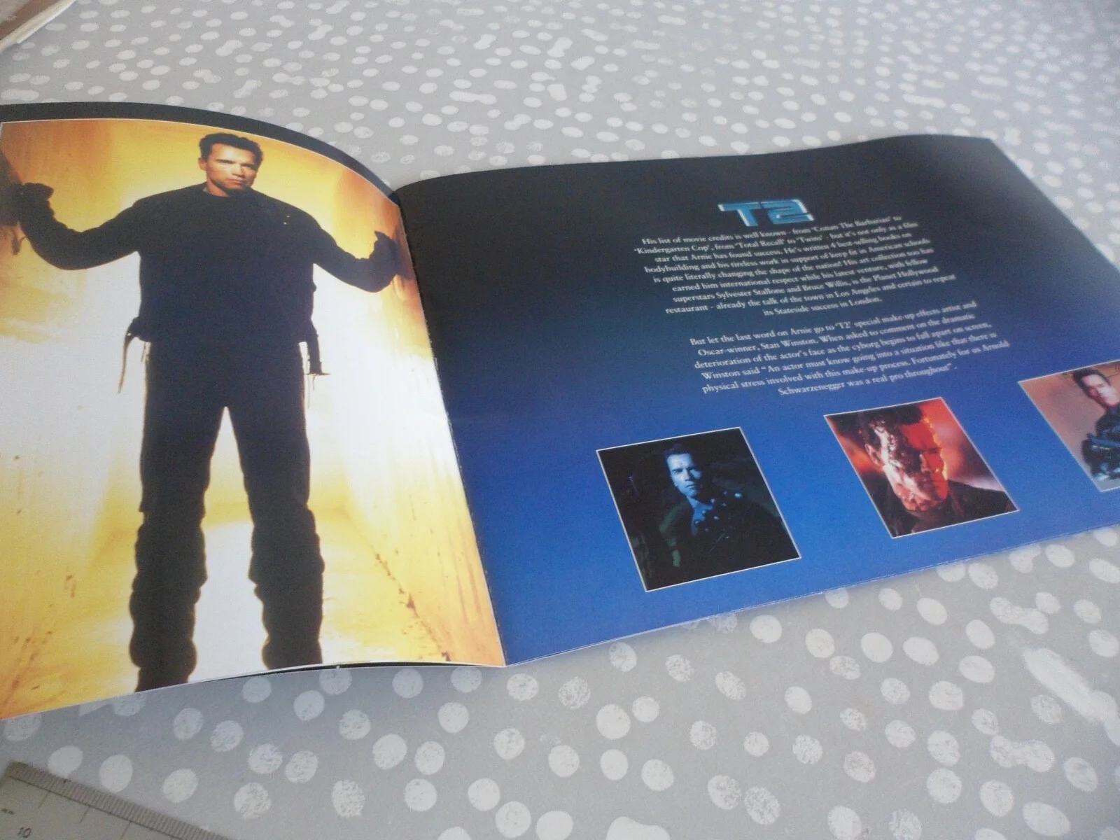 TERMINATOR 2 JUDGMENT DAY VHS Video Booklet 1997 used, image 5