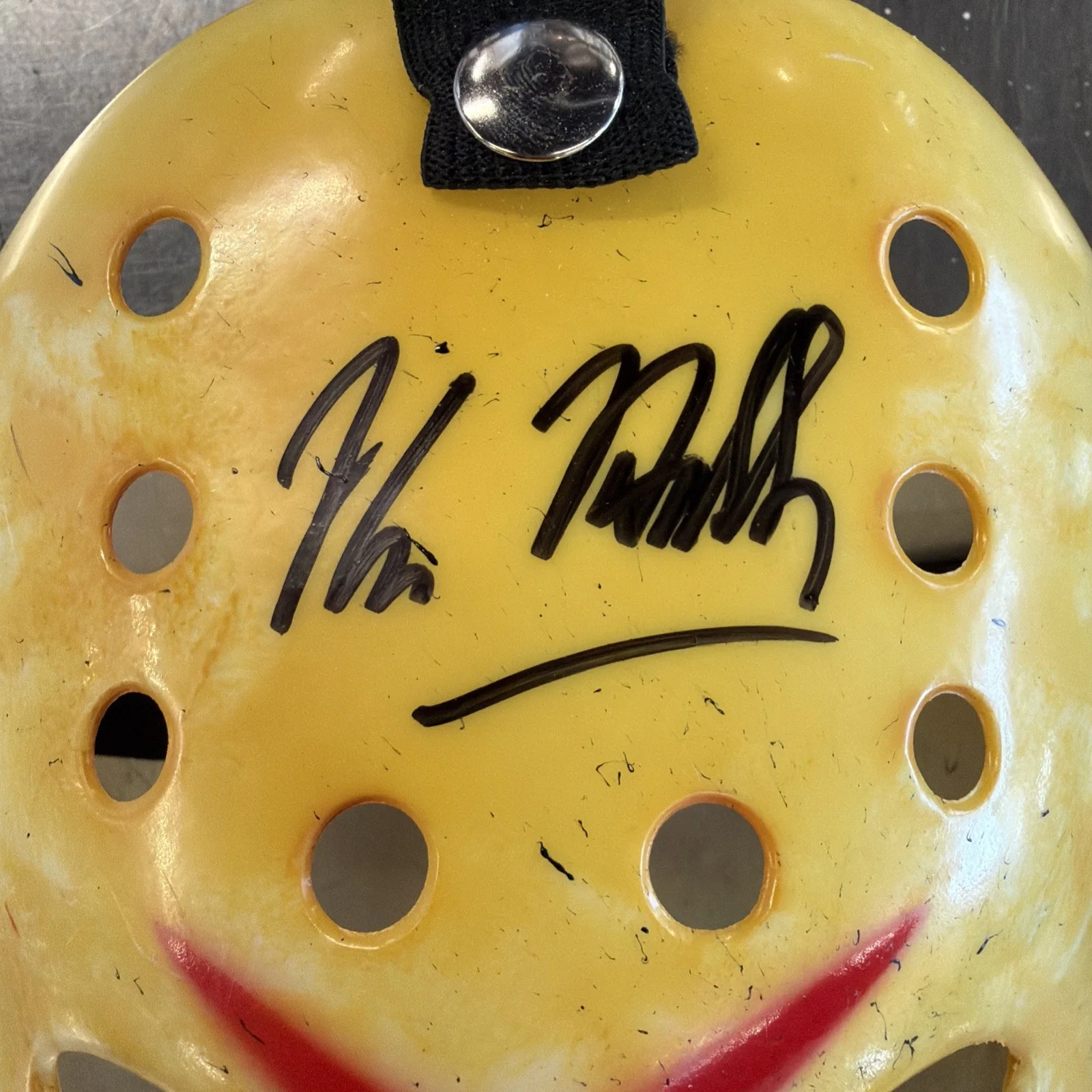 Kane Hodder — Kane Hodder Signed Jason Voorhees Mask. Friday the 13th. JSA COA, изображение 2