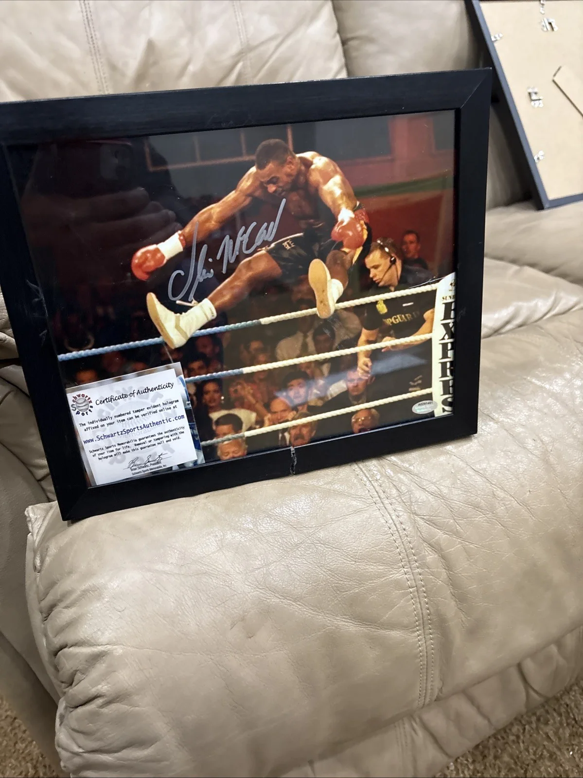 Oliver, Mccall Autographed Photo With Coa Certificate Of Authentication, image 2
