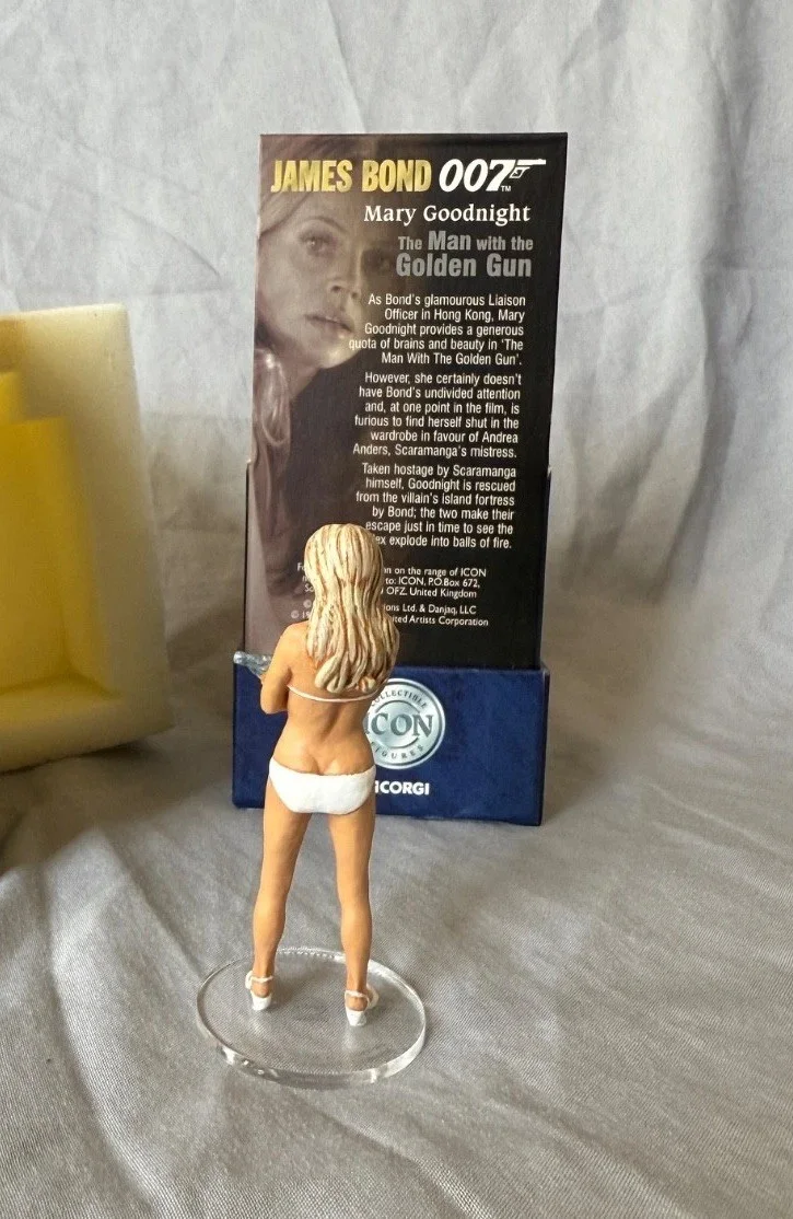 JAMES BOND 007 Corgi ICON figure FIRST EDITION long box MARY GOODNIGHT, изображение 2