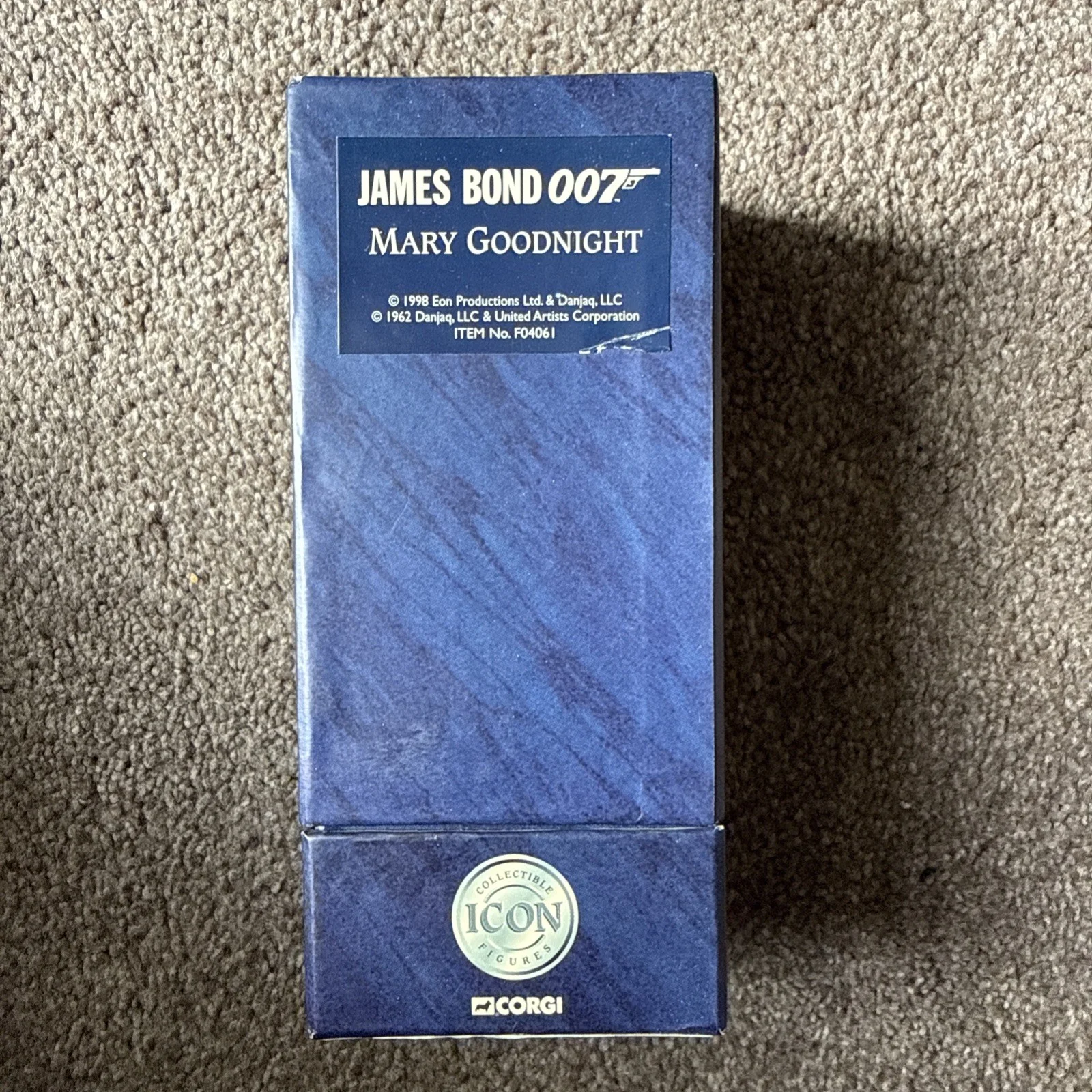 JAMES BOND 007 Corgi ICON figure FIRST EDITION long box MARY GOODNIGHT, изображение 4