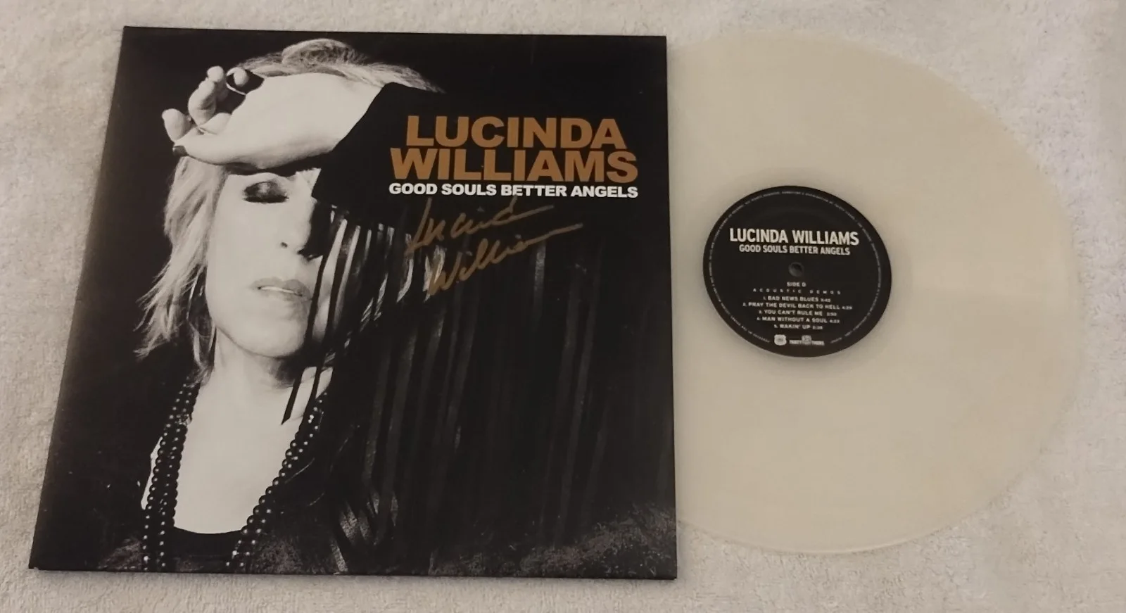 LUCINDA WILLIAMS SIGNED GOOD SOULS BETTER ANGELS 2 X CLEAR VINYL LP CD JSA, изображение 3