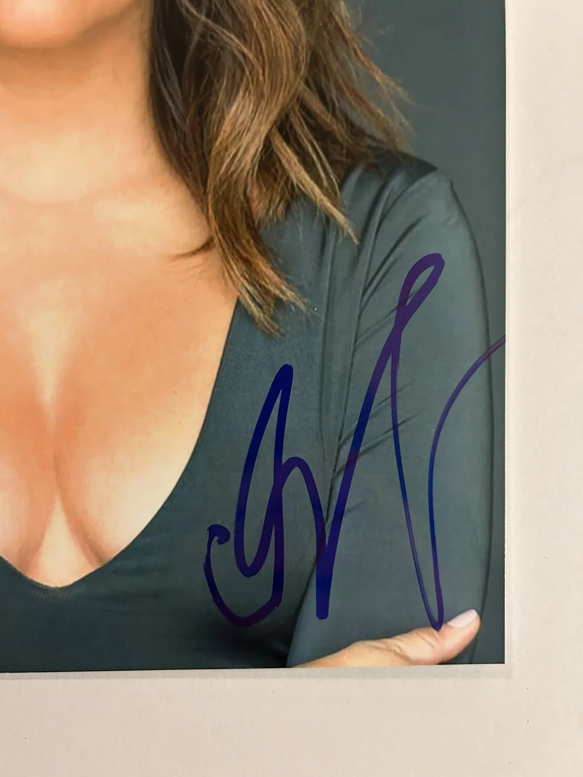 Eva Longoria Signed 8x10 Photo (proof pic) Autograph Desperate Housewives, image 2