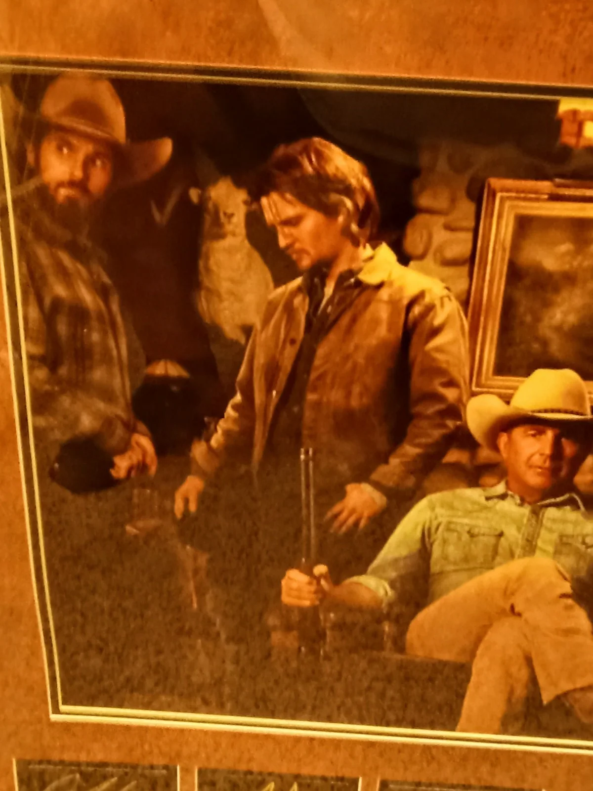 Yellowstone Cast Facsimile — Yellowstone TV Series Facsimile Autographed Cast Framed Photo 29 X 31!!! NEW, image 3