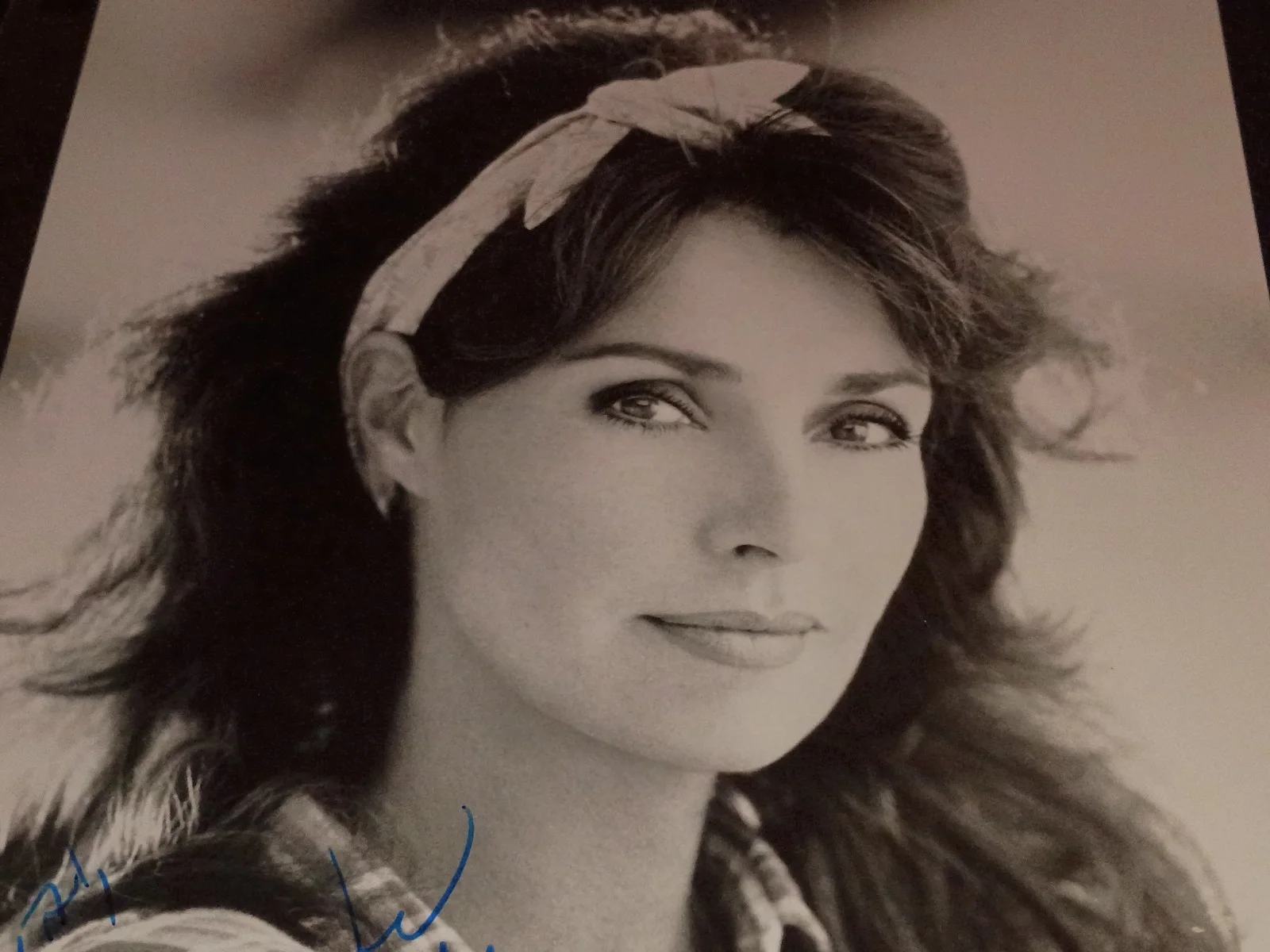 Jennifer O'Neill — JENNIFER O'NEILL / 8 X 10 B&W AUTOGRAPHED PHOTOGRAPH! SIGNED! FREE SHIPPING, изображение 3