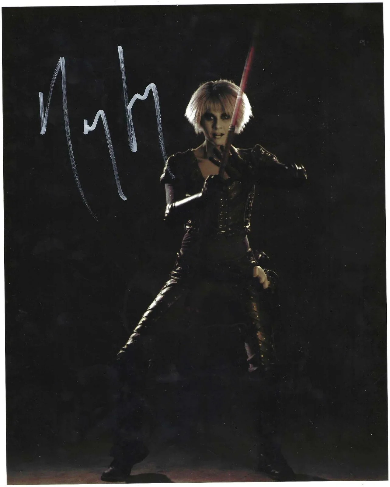 Gigi Edgley — Farscape 8x10 Signed Photo, Chiana /Gigi Edgely with Certificate of Authenticity