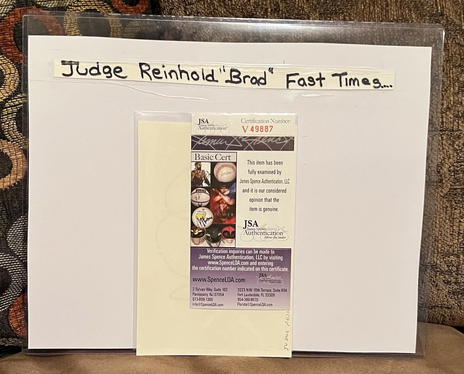 JUDGE REINHOLD JSA CERTIFIED SIGNED CUT, C.O.A. & FAST TIMES 8x10 PHOTO, изображение 3