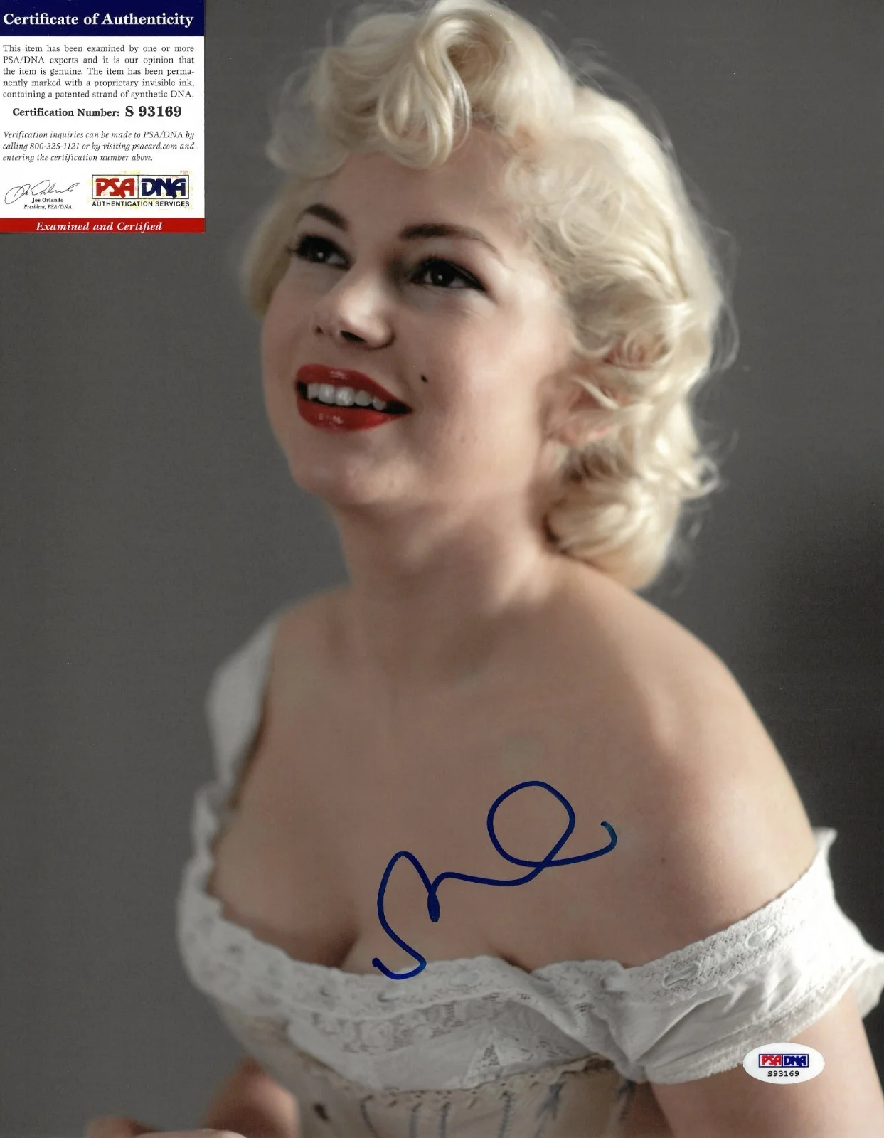 Michelle Williams — Michelle Williams Signed 11x14 Photo Autographed PSA/DNA COA My Week w Marilyn, image 2