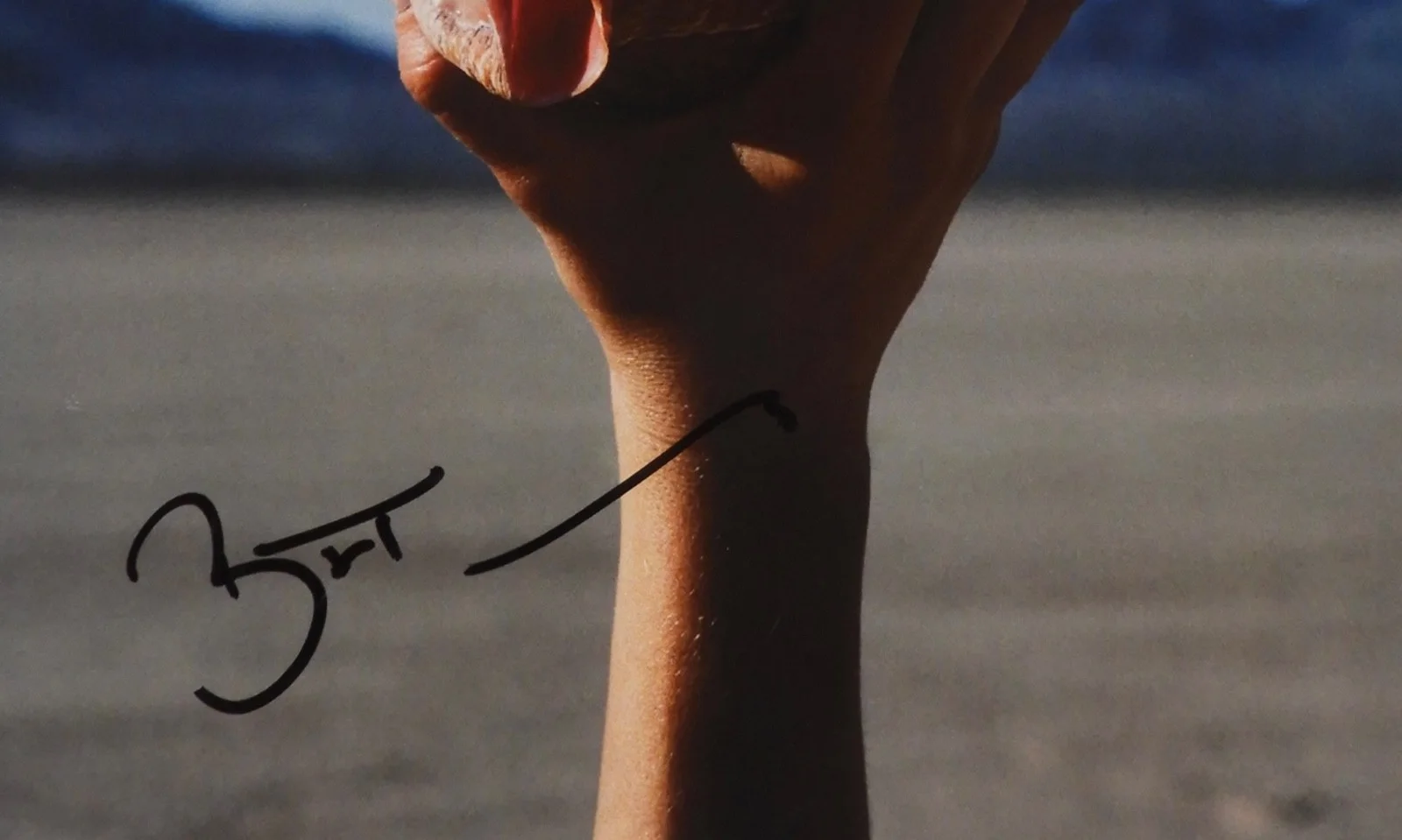 The Killers Brandon Flowers JSA Signed Autograph Record Album Vinyl Wonderful, изображение 2