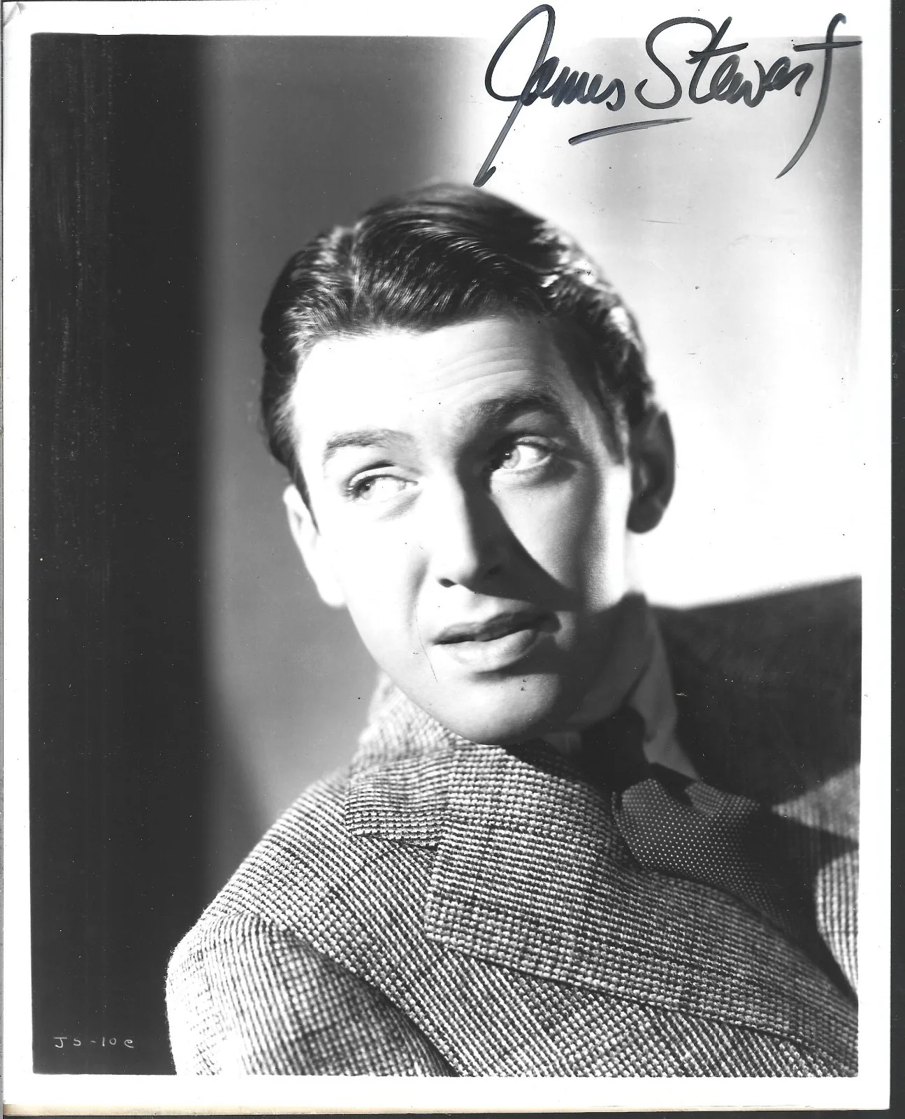 James Stewart — JAMES JIMMY STEWART SIGNED AUTOGRAPHED 8"X10" PHOTO - GREAT 1930'S SHOT