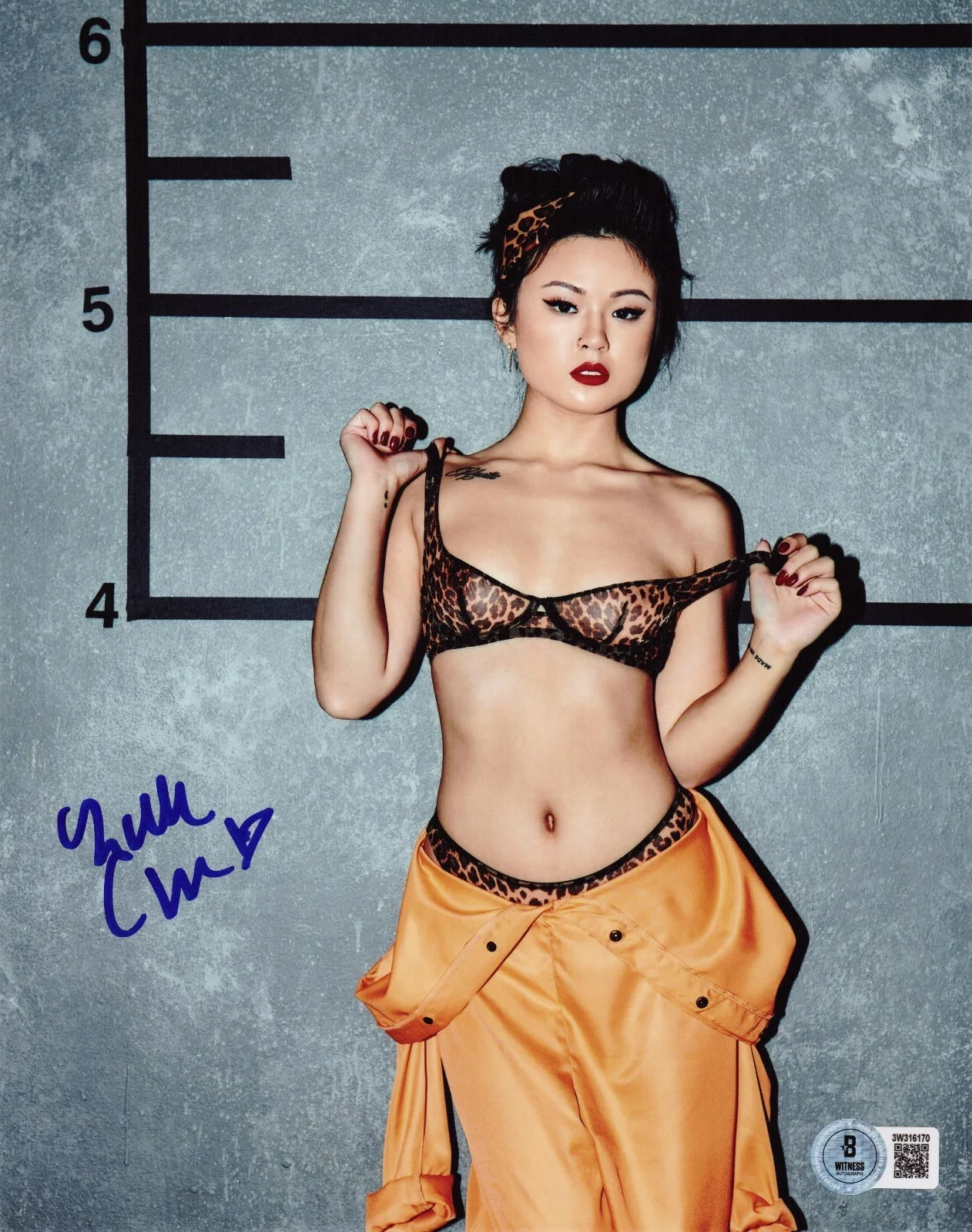 Lulu Chu — Hot Sexy Lulu Chu Signed 8x10 Photo Adult Star Autograph Beckett Hologram