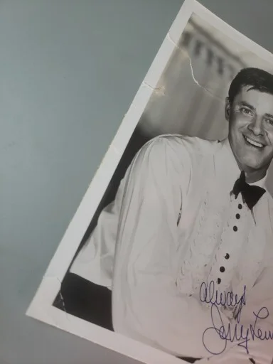 Jerry Lewis Autographed 5x7 Photo Damaged, изображение 4