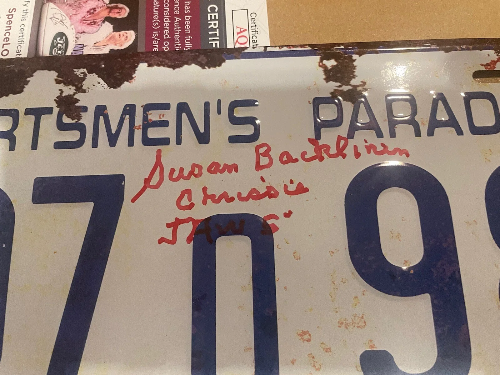 Susan Backlinie — JAWS Replica License Plate movie memorabilia signed By Susan Backlinie JSA Cert, изображение 2