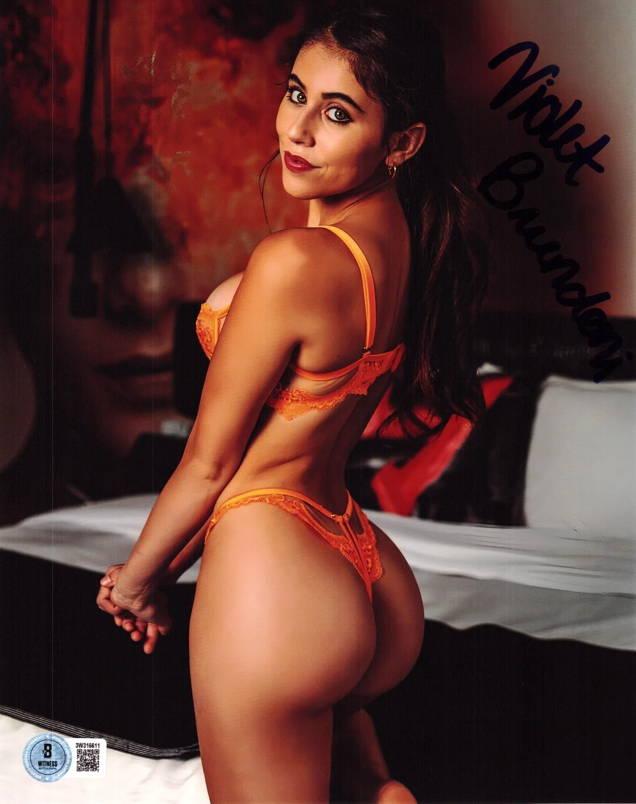Violet Brandani — Hot Sexy Violet Brandani Signed 8x10 Photo Adult Star Autograph Beckett Hologram