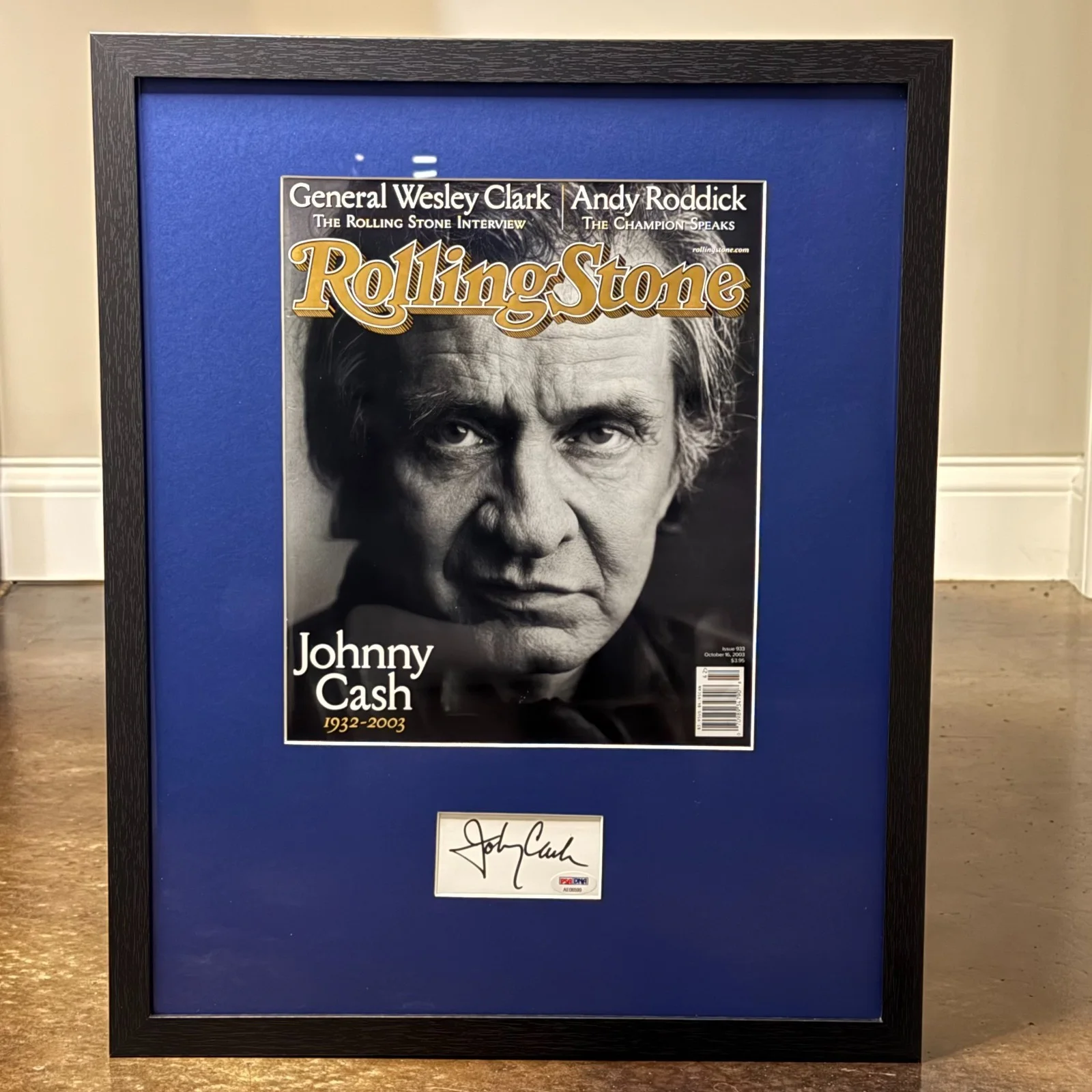 JOHNNY CASH SIGNED PSA/DNA FRAMED DISPLAY WITH ROLLING STONE COVER, image 5