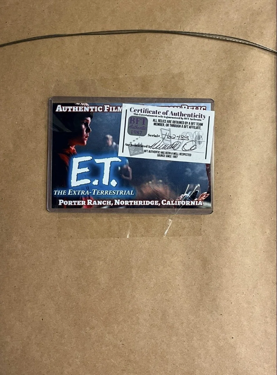 Matthew DeMeritt — Matthew DeMeritt autographed suede framed 8x10 photo & relic E.T JSA COA, изображение 3