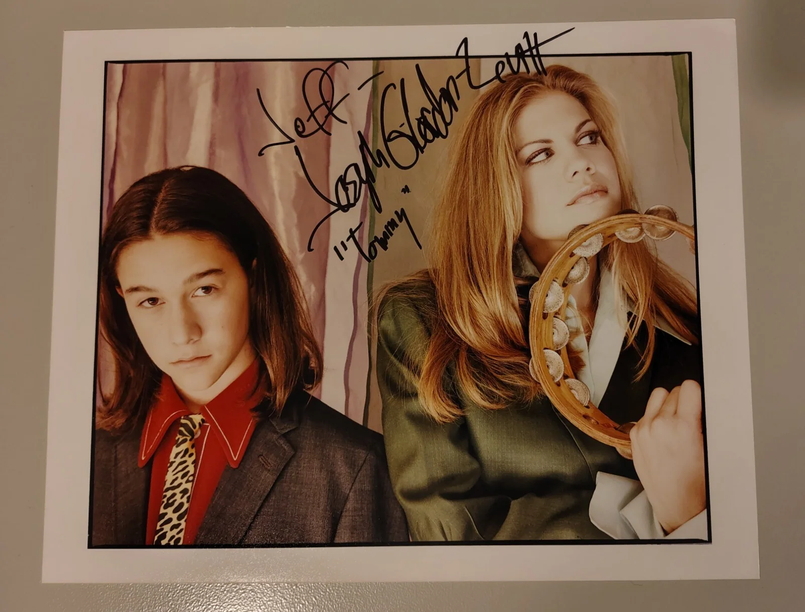 Joseph Gordon-Levitt — Authentic Joseph Gordon-Levitt Signed 8x10 Photo 3rd Rock From the Sun "Tommy"