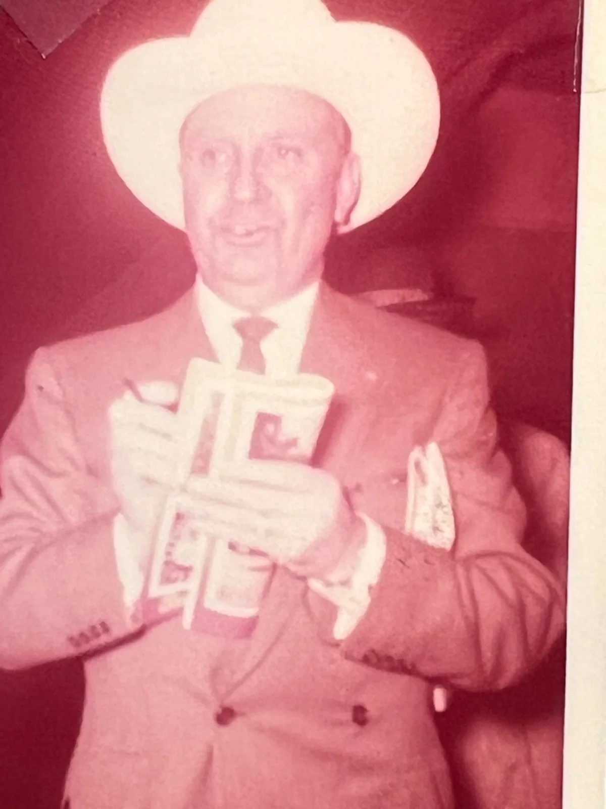 Original Vintage Poto of Gene Autry signing an autograph for kid, изображение 3