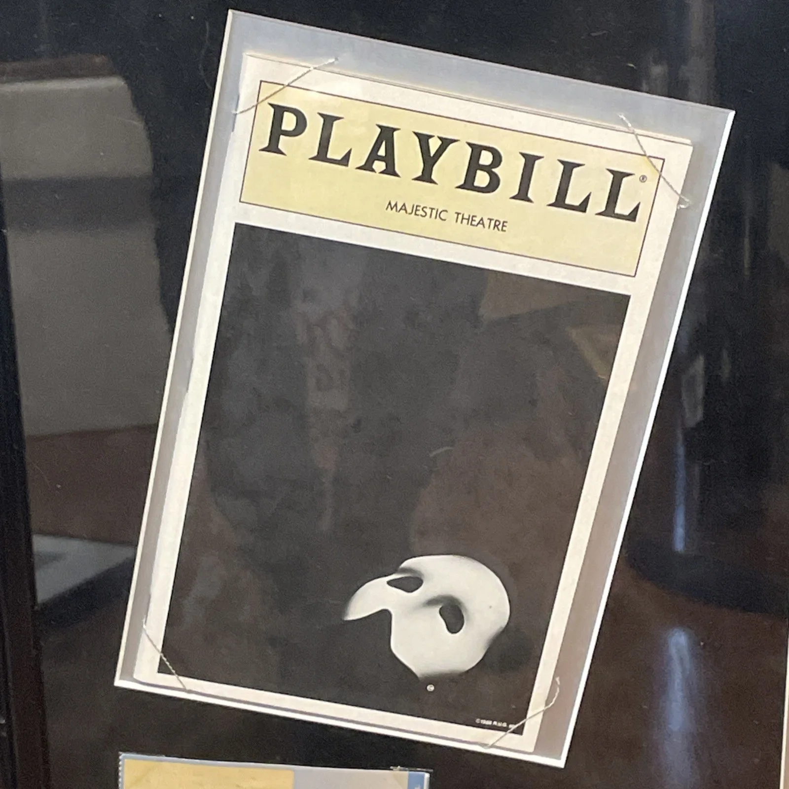 PHANTOM OF THE OPERA Full Signed Poster, Ticket Stubs, And Playbill! 27”x29”!, изображение 5