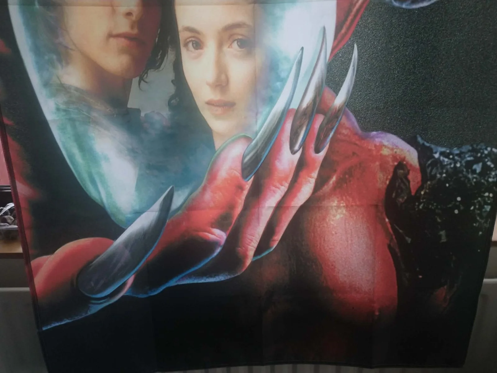 Legend - Promotional Poster Artwork of the 1985 Film as a Large Flag, изображение 5