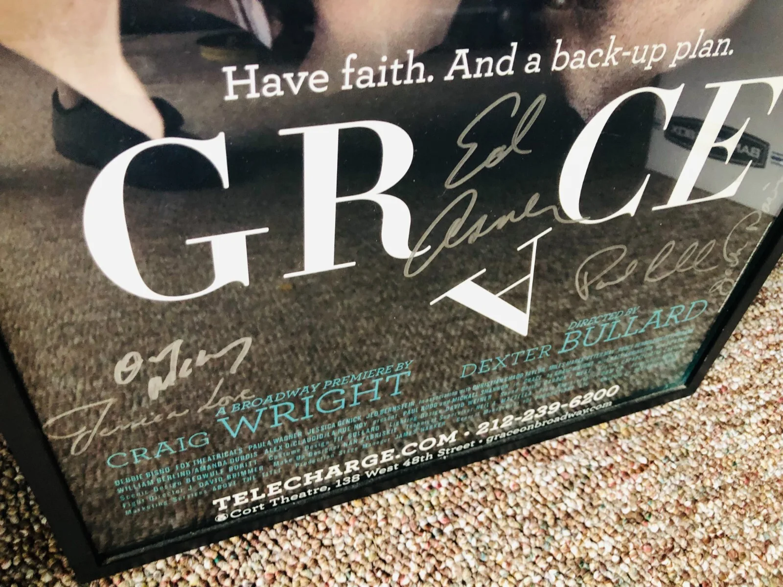 Grace - Broadway Musical Paul Rudd Ed Asner Poster - Cast Signed & Framed Mint, изображение 3