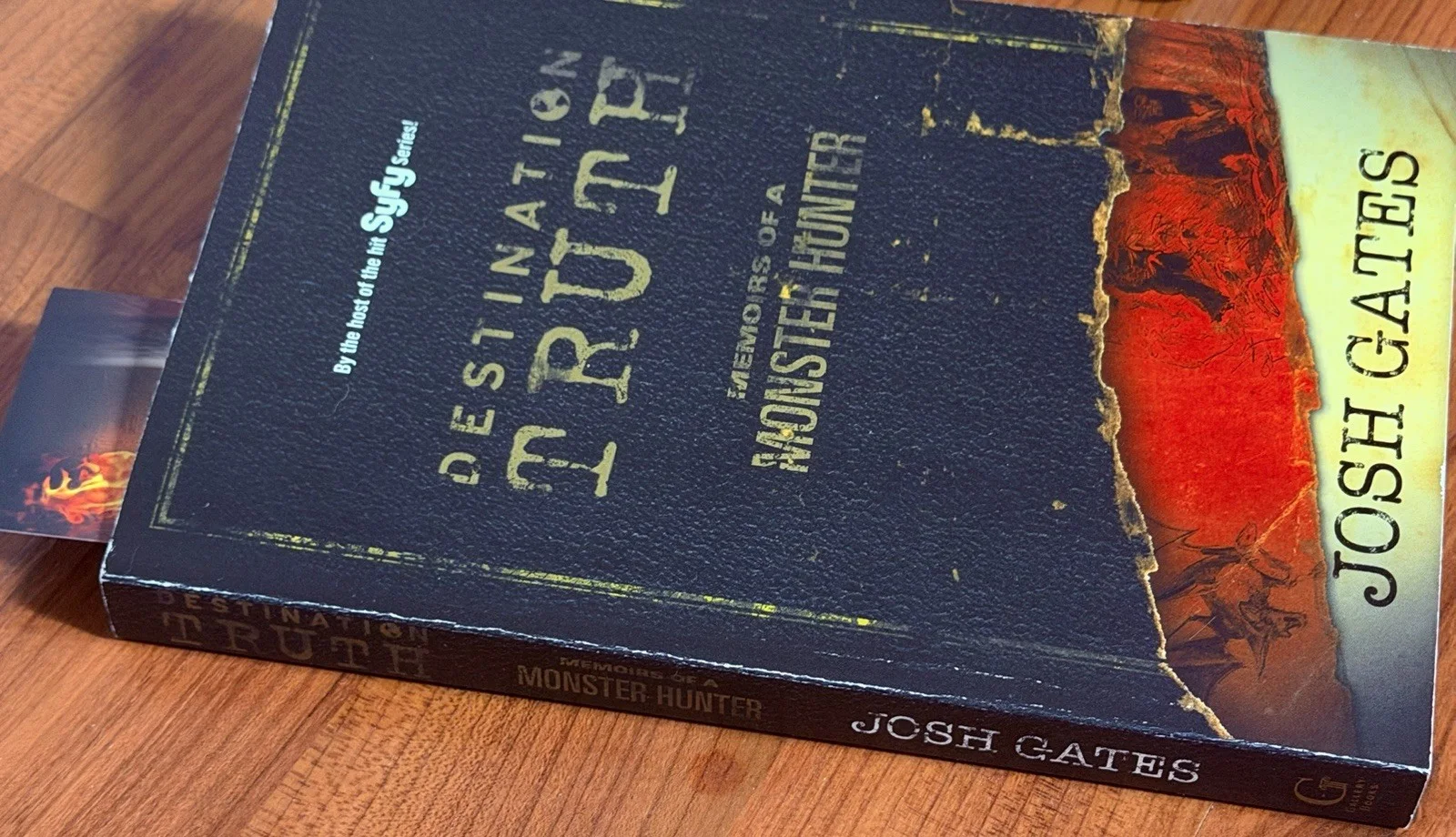 Josh Gates Autographed Items, изображение 5