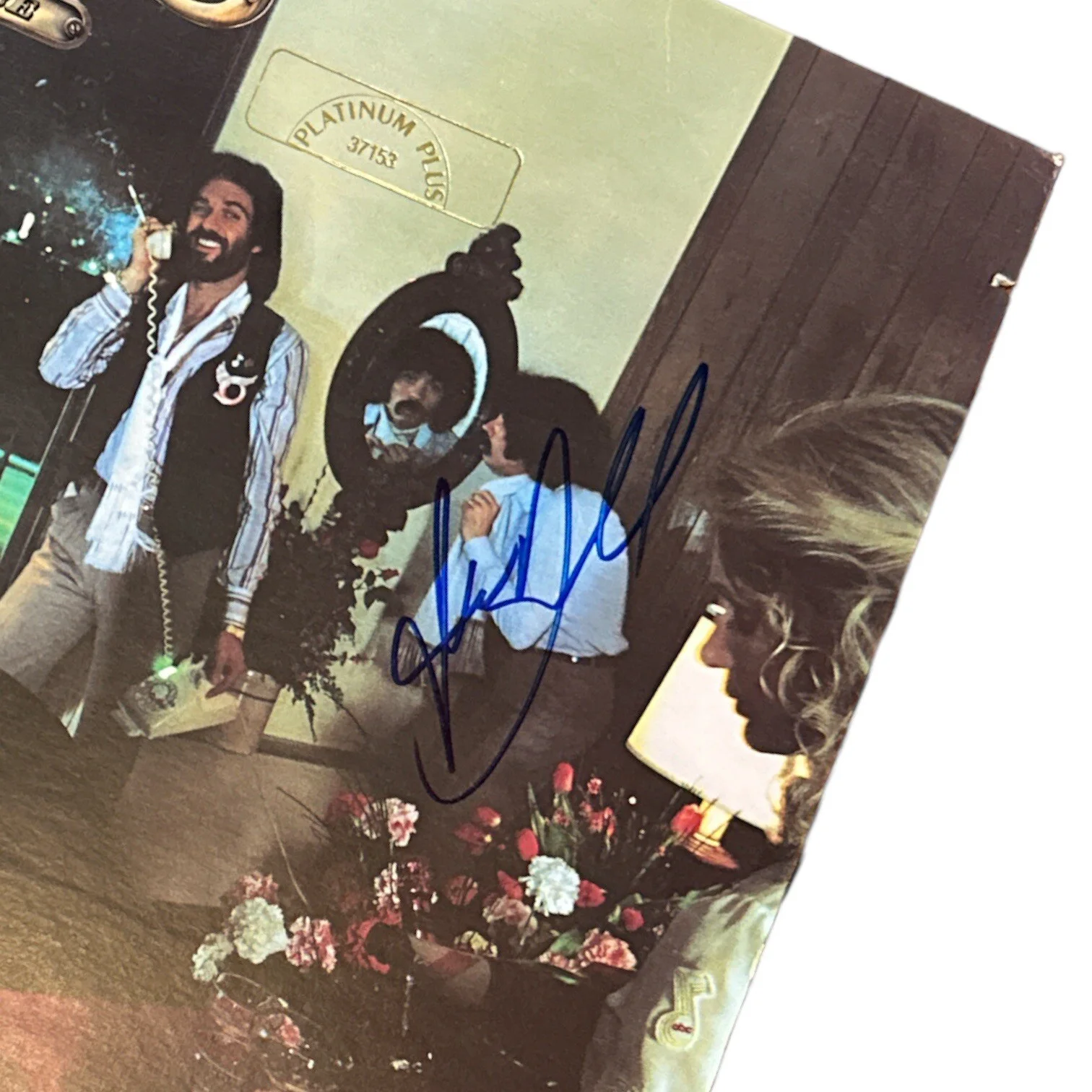 Joe Bonsall - Signed Autograph Oak Ridge Boys “Room Service” 33 1/3 Record Album, изображение 2