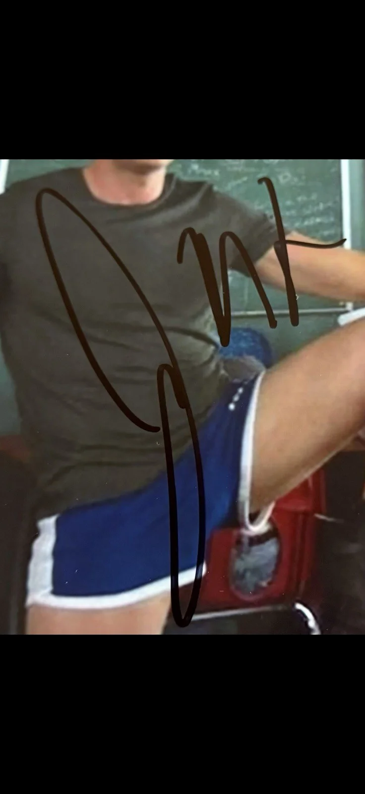 JOEL MCHALE FAMOUS ACTOR SIGNED AUTOGRAPHED COMMUNITY PHOTO, image 2