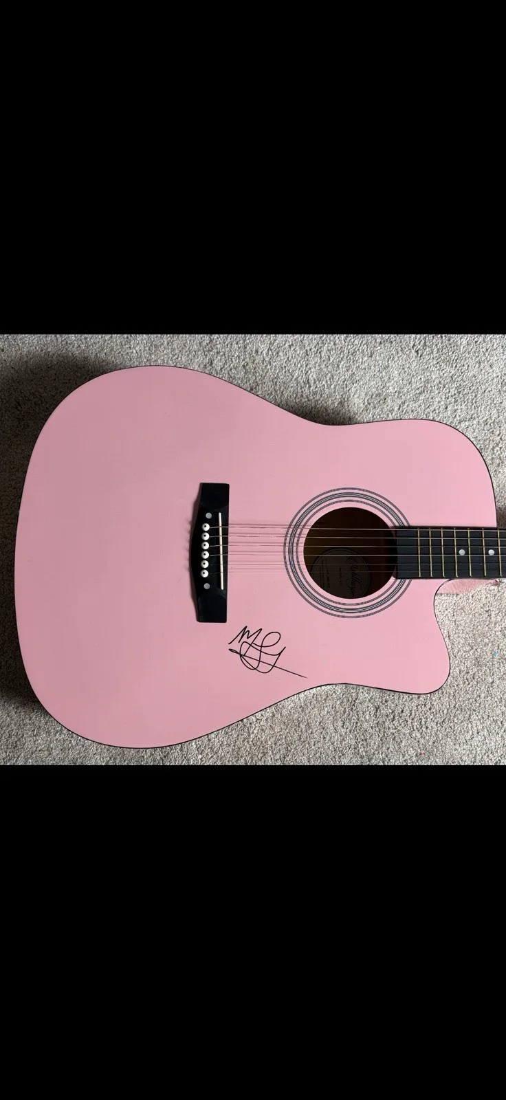 Miranda Lambert — MIRANDA LAMBERT SIGNED AUTOGRAPHED PINK ACOUSTIC GUITAR COUNTRY MUSIC ARTIST, изображение 2
