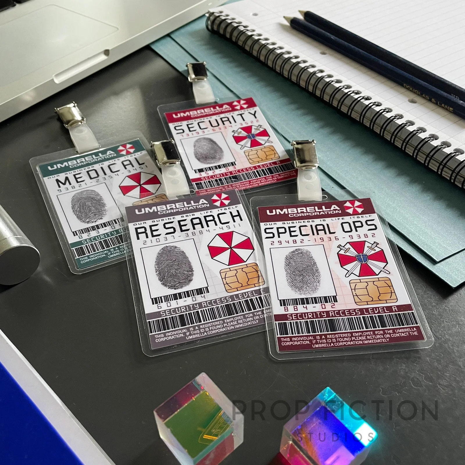 Resident Evil: Prop Umbrella Corporation IDs / Cosplay Clip-on Security Pass Set, изображение 2