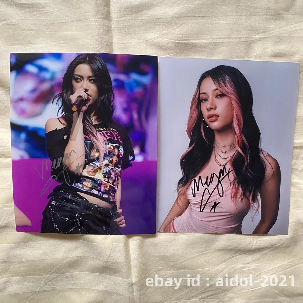 KATSEYE MEGAN Autographed Signed Photo POP GIFTS Collection 8*10 2026B, image 2