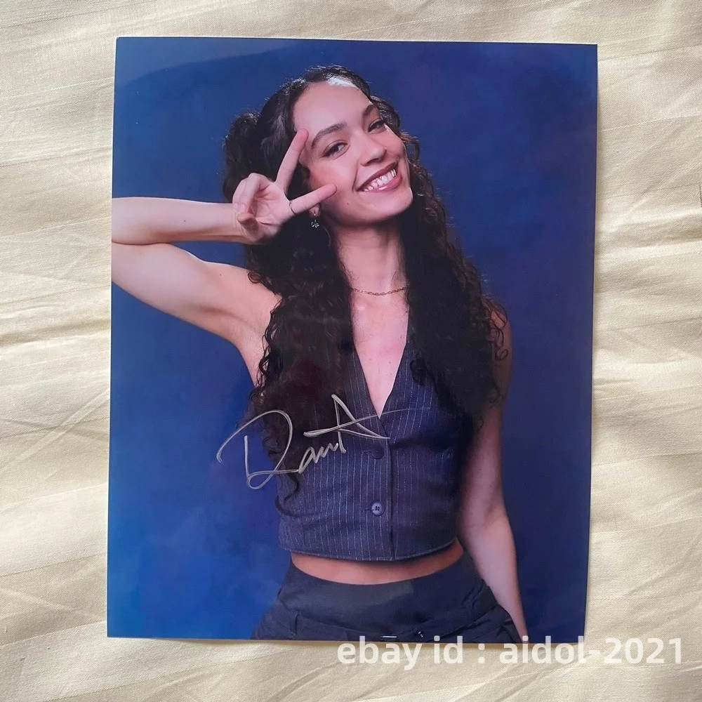 KATSEYE Autographed Signed Photo Gifts Collection Collectibles Rare 8*10 2025B, изображение 4