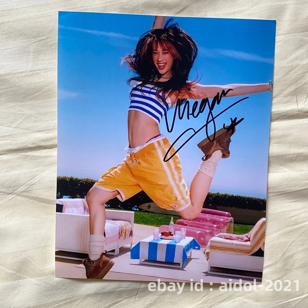 KATSEYE MEGAN Autographed Signed Photo POP GIFTS Collection 8*10 2026A, image 4