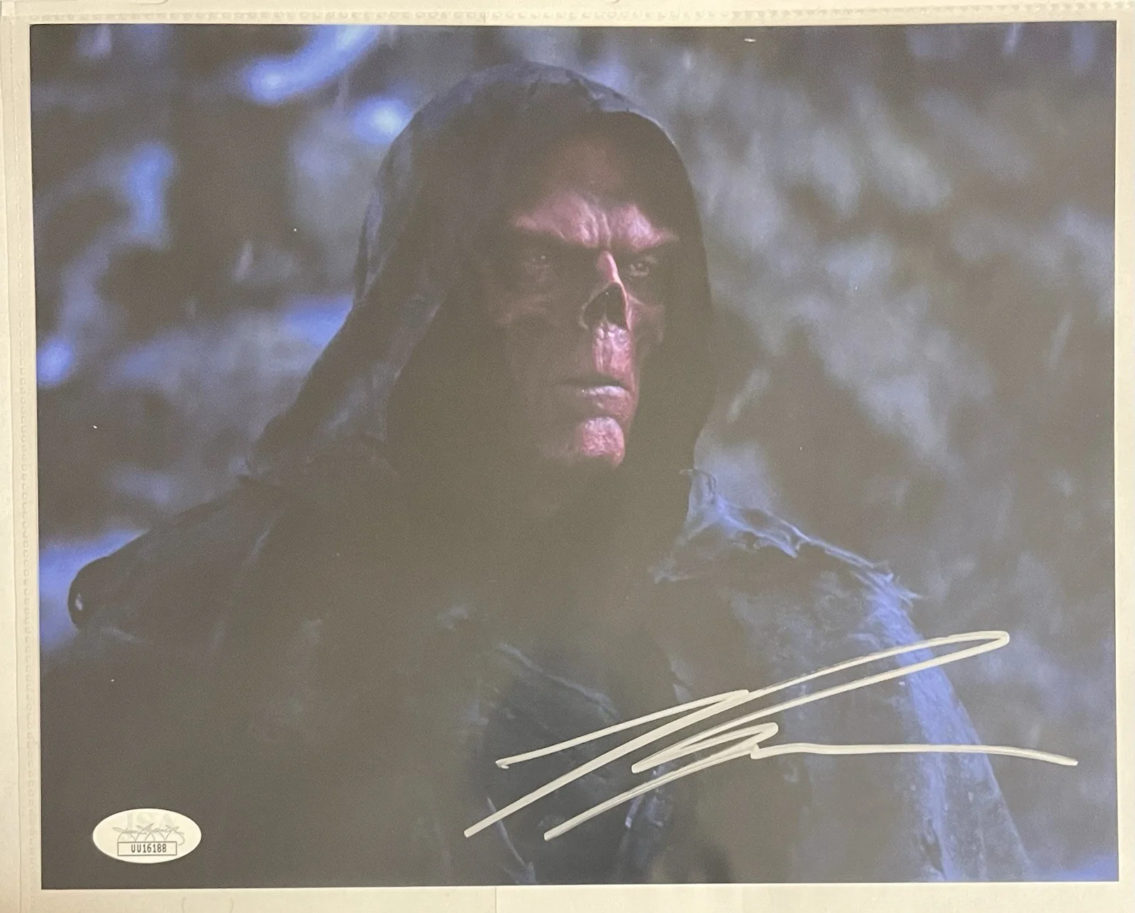Ross Marquand — Ross Marquand SIGNED 8x10 Photo As Redskull from The Avengers JSA COA, image 5