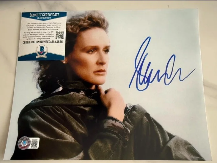Glenn Close Autograph Signed 8x10 Photo Beckett Certified, изображение 2