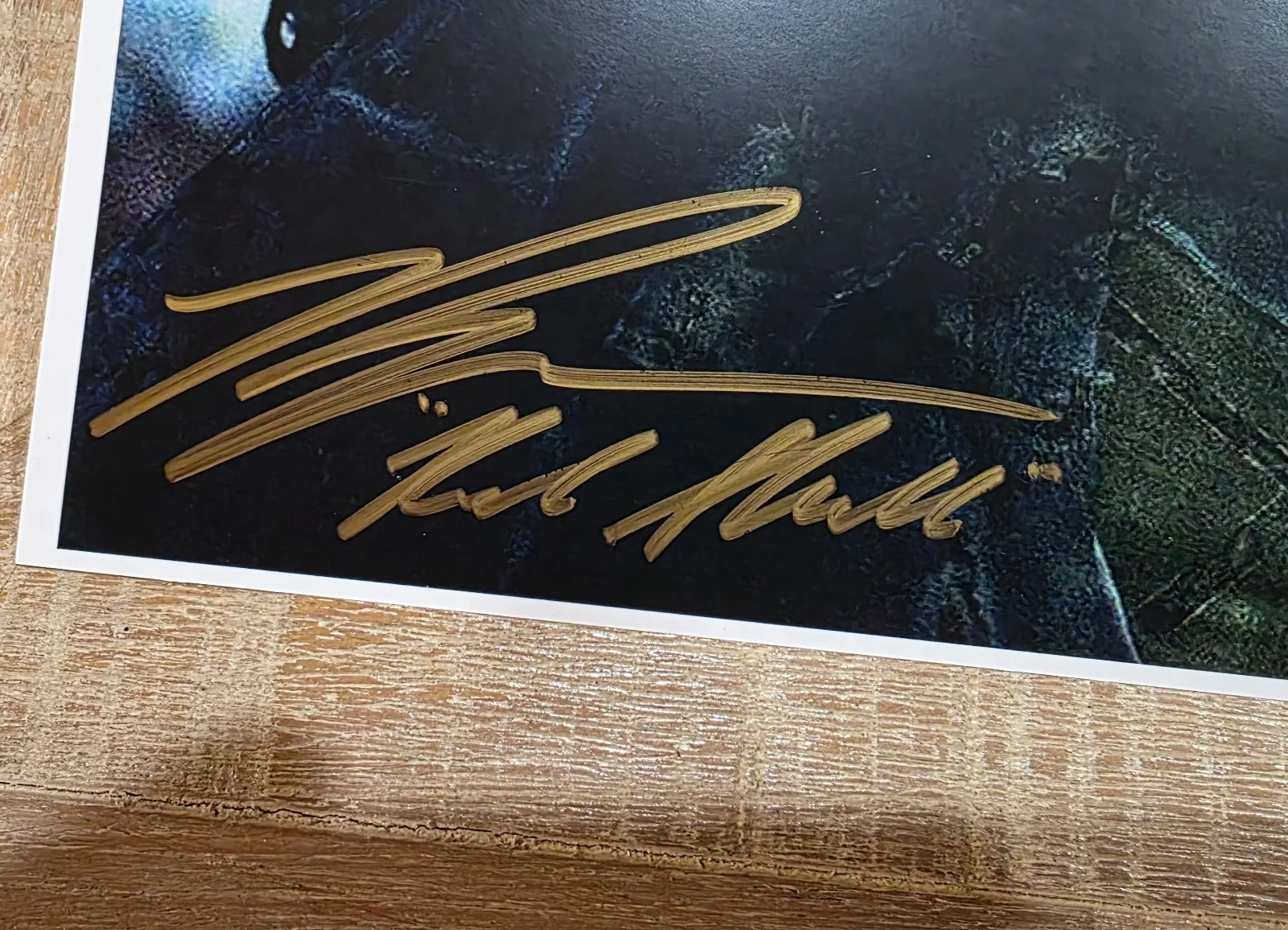 Ross Marquand — Ross Marquand Red Skull Signed 8x10 Photo COA Autograph, image 2