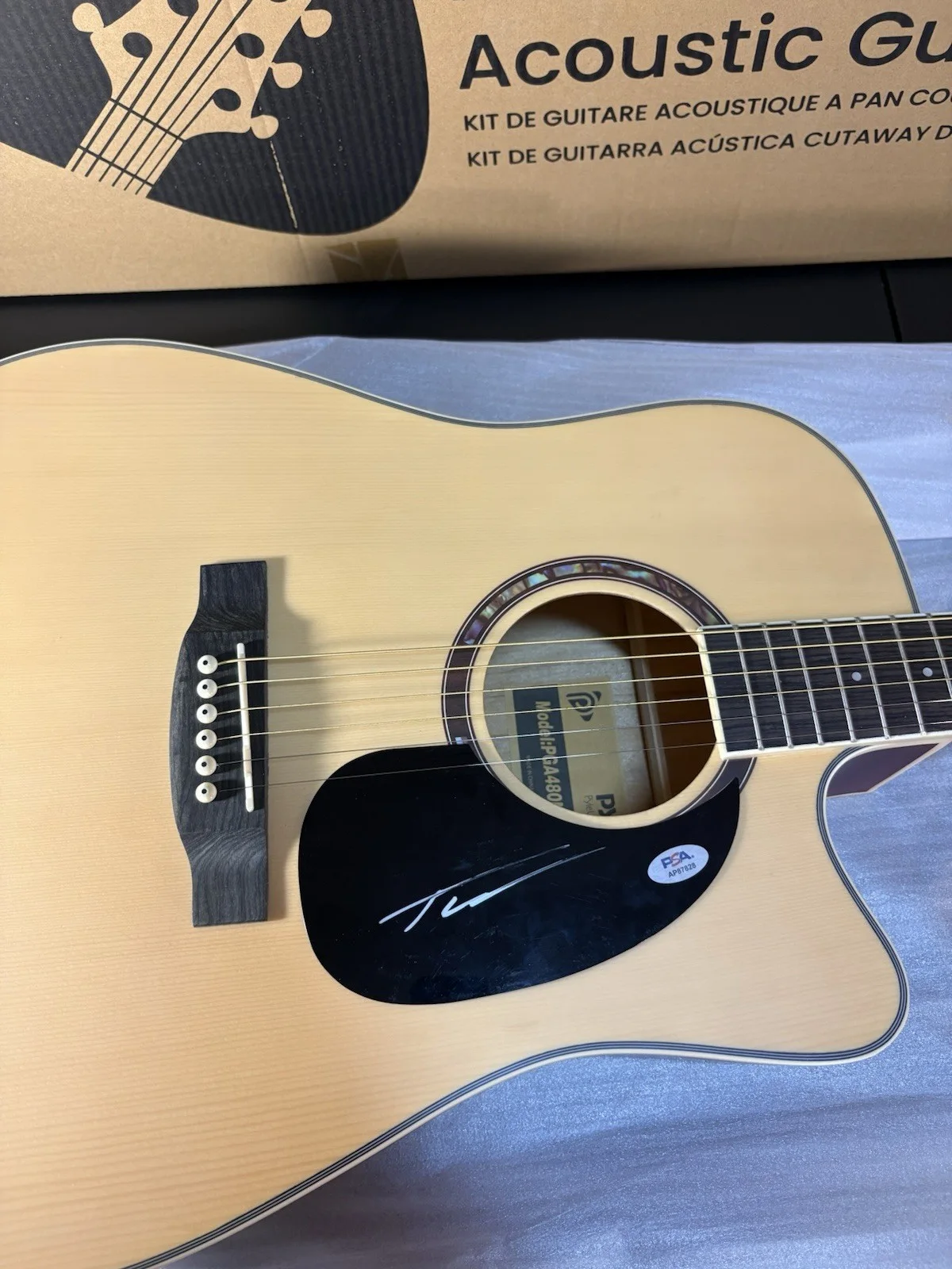 TUCKER WETMORE SIGNED F/S ACOUSTIC GUITAR COUNTRY AUTOGRAPHED PSA COA RARE HOT, изображение 3