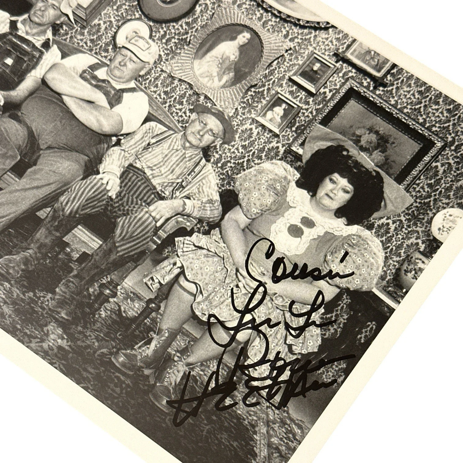 Lulu Roman (d. 2025) Signed Autograph 8x10 Photo! Country Music Hee Haw TV Star!, изображение 2
