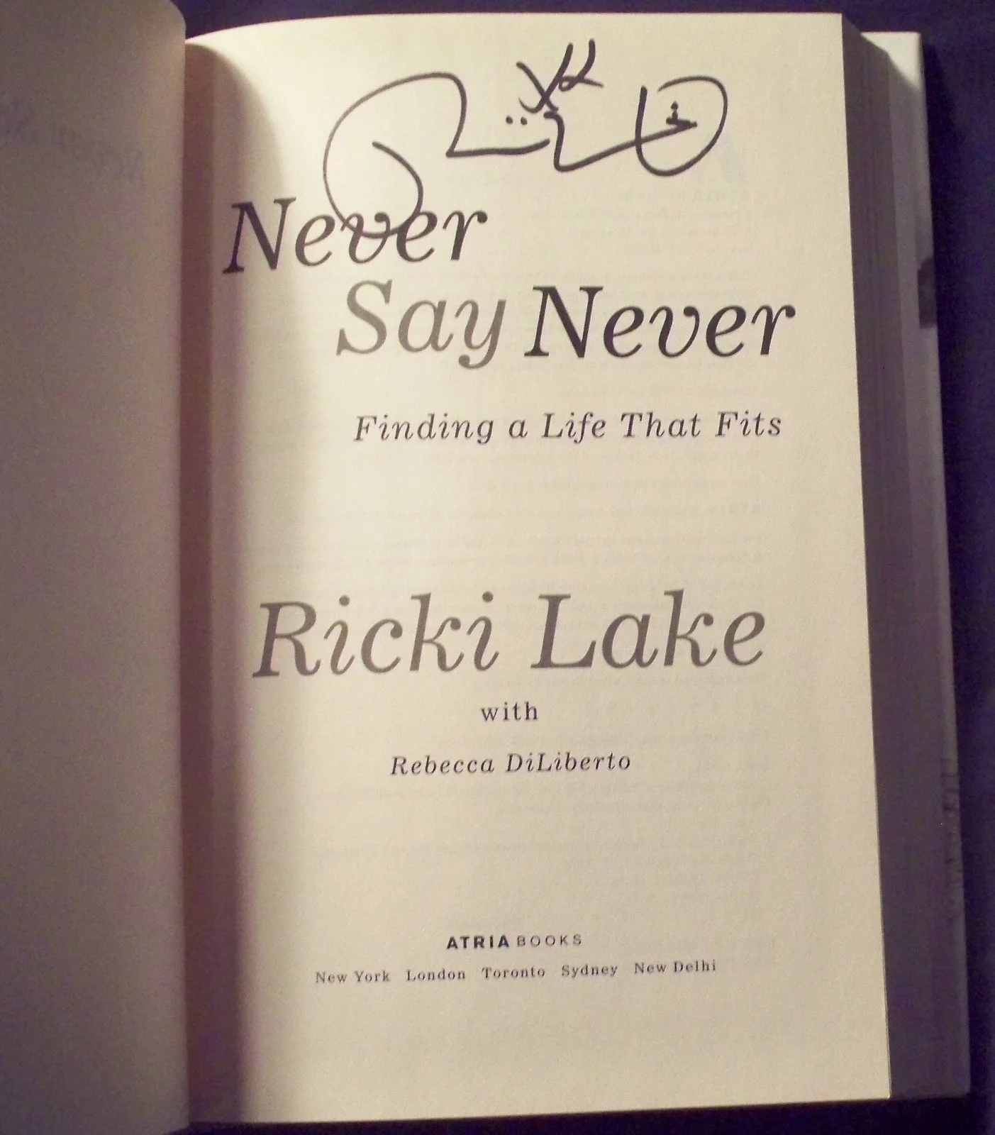 Ricki Lake — Ricki Lake signed book HC DJ - Never Say Never - autographed, image 2