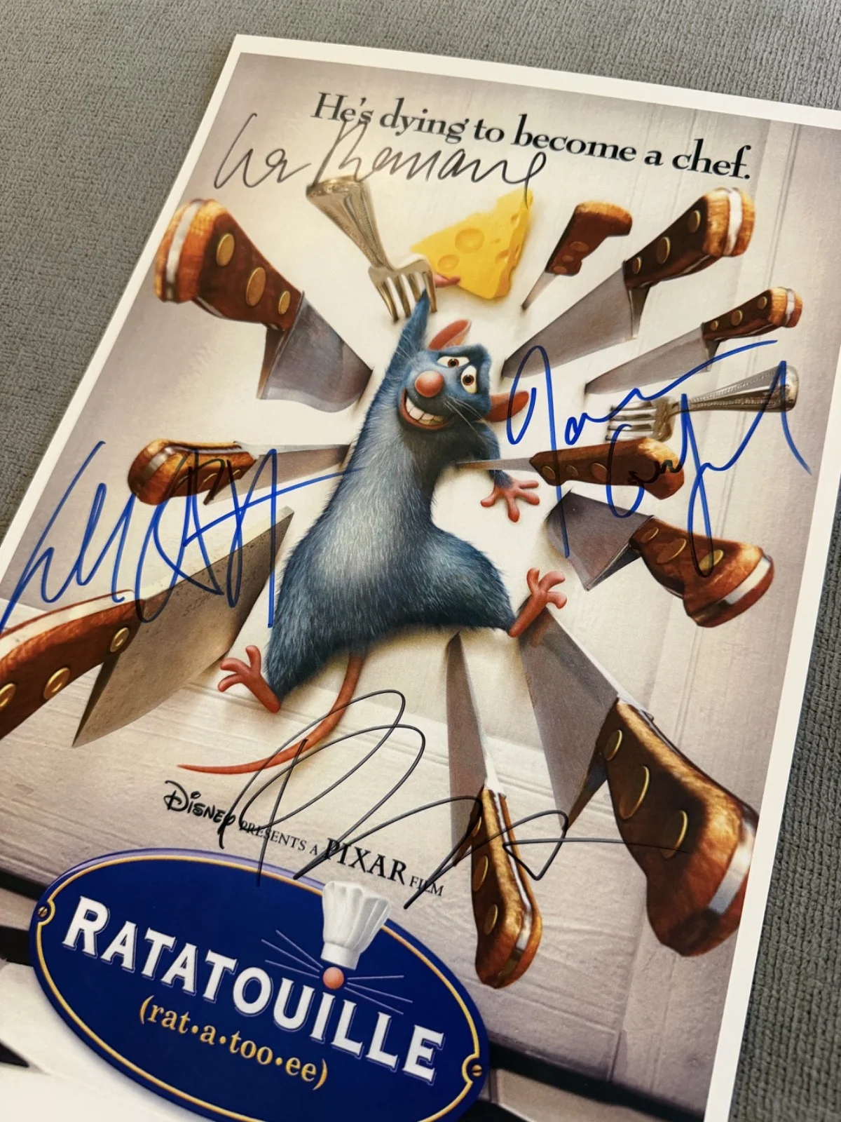 Patton Oswalt, Lou Romano, Will Arnett, Janeane Garofalo — Ratatouille Poster Signed by Oswalt, Romano, Arnett, Garofalo w/ COA 11x17, изображение 2