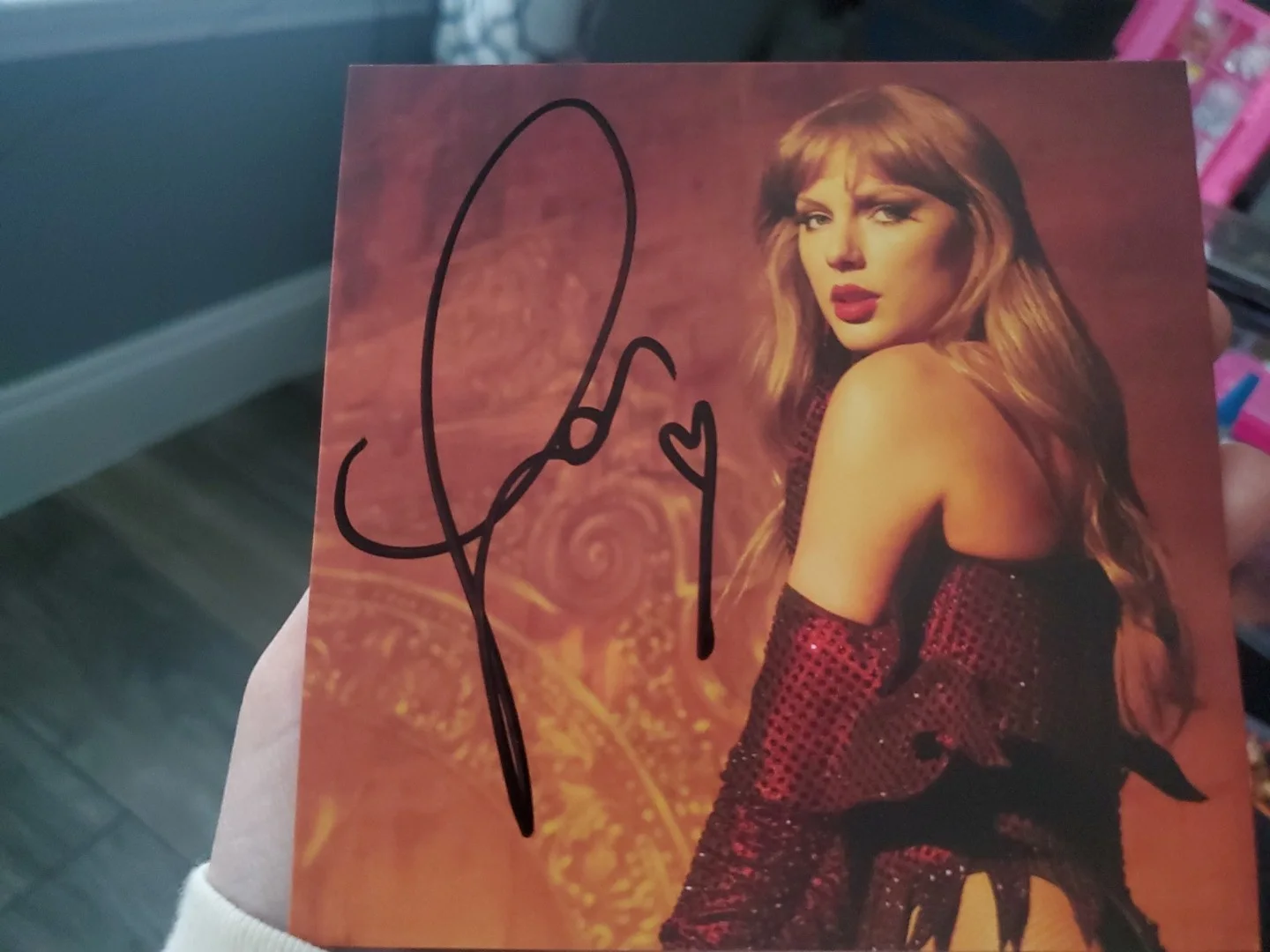 Taylor Swift The Life Of A Showgirl Signed Cd #3, изображение 4