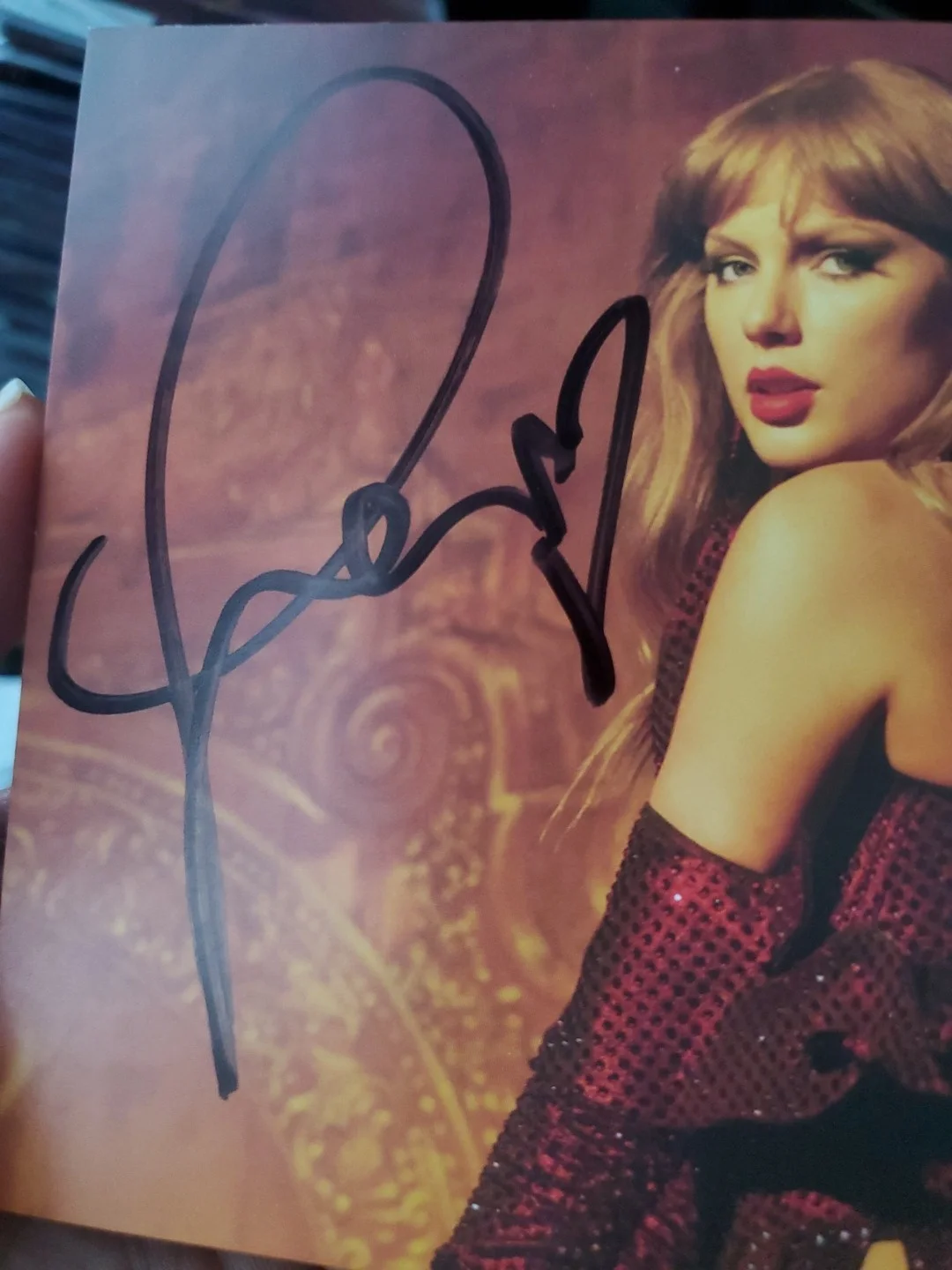 Taylor Swift The Life Of A Showgirl Signed Cd #3 With Wonky-loopy Heart, изображение 3