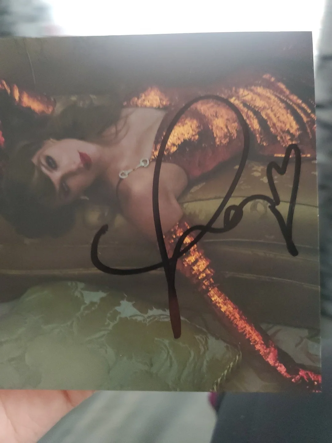 Taylor Swift The Life Of A Showgirl Signed Cd #2 With Beautiful Loopy Heart, изображение 4