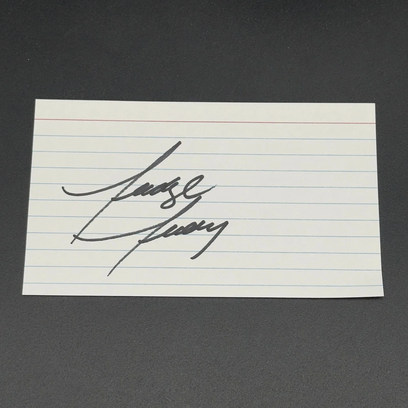 Judge Judy — Judge Judy Signed 3x5 Index Card - Legal Icon - TTM Authentic Autograph!